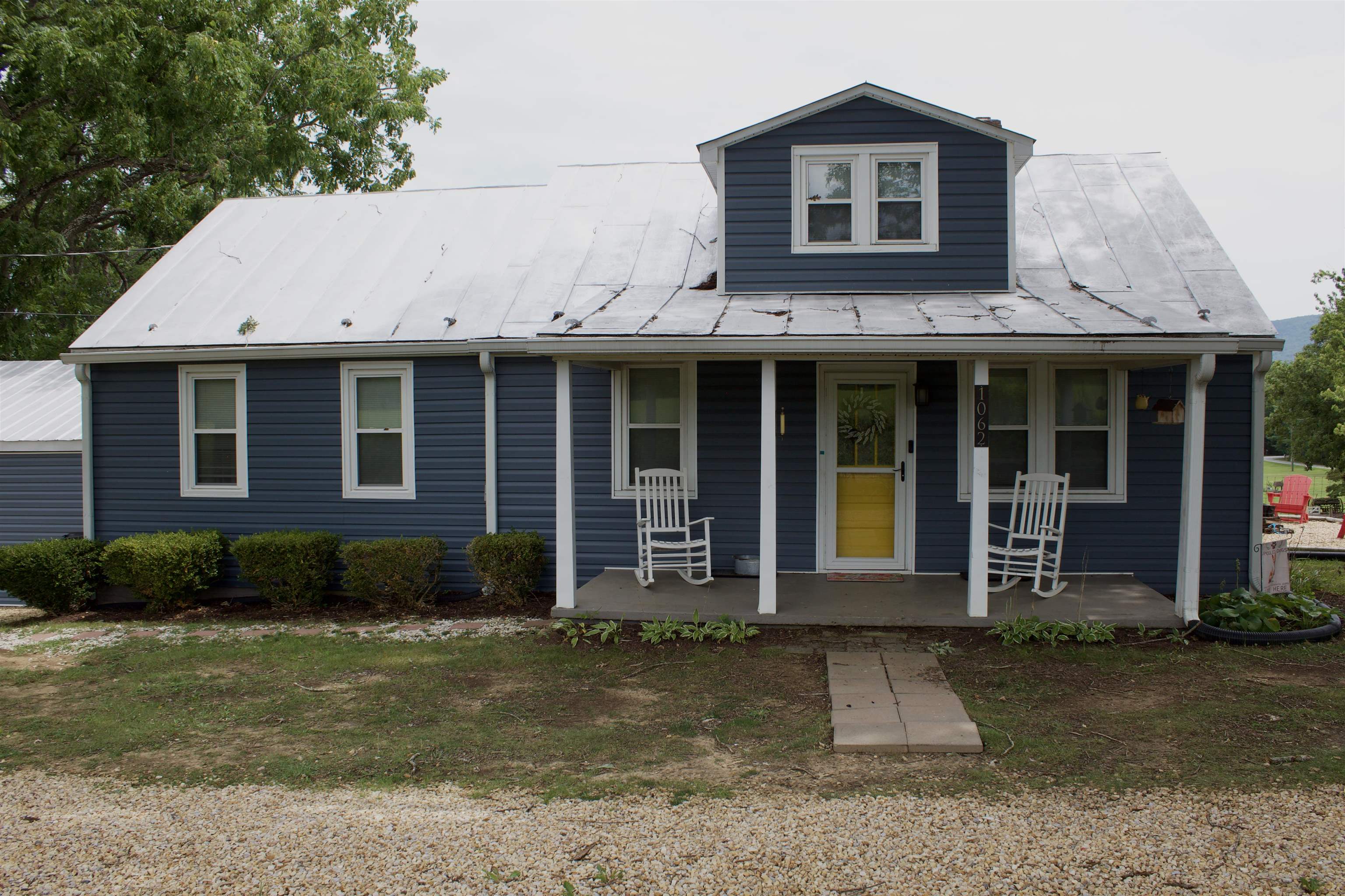 1062 Cold Springs Road, Stuarts Draft, VA 24477 — photo 2