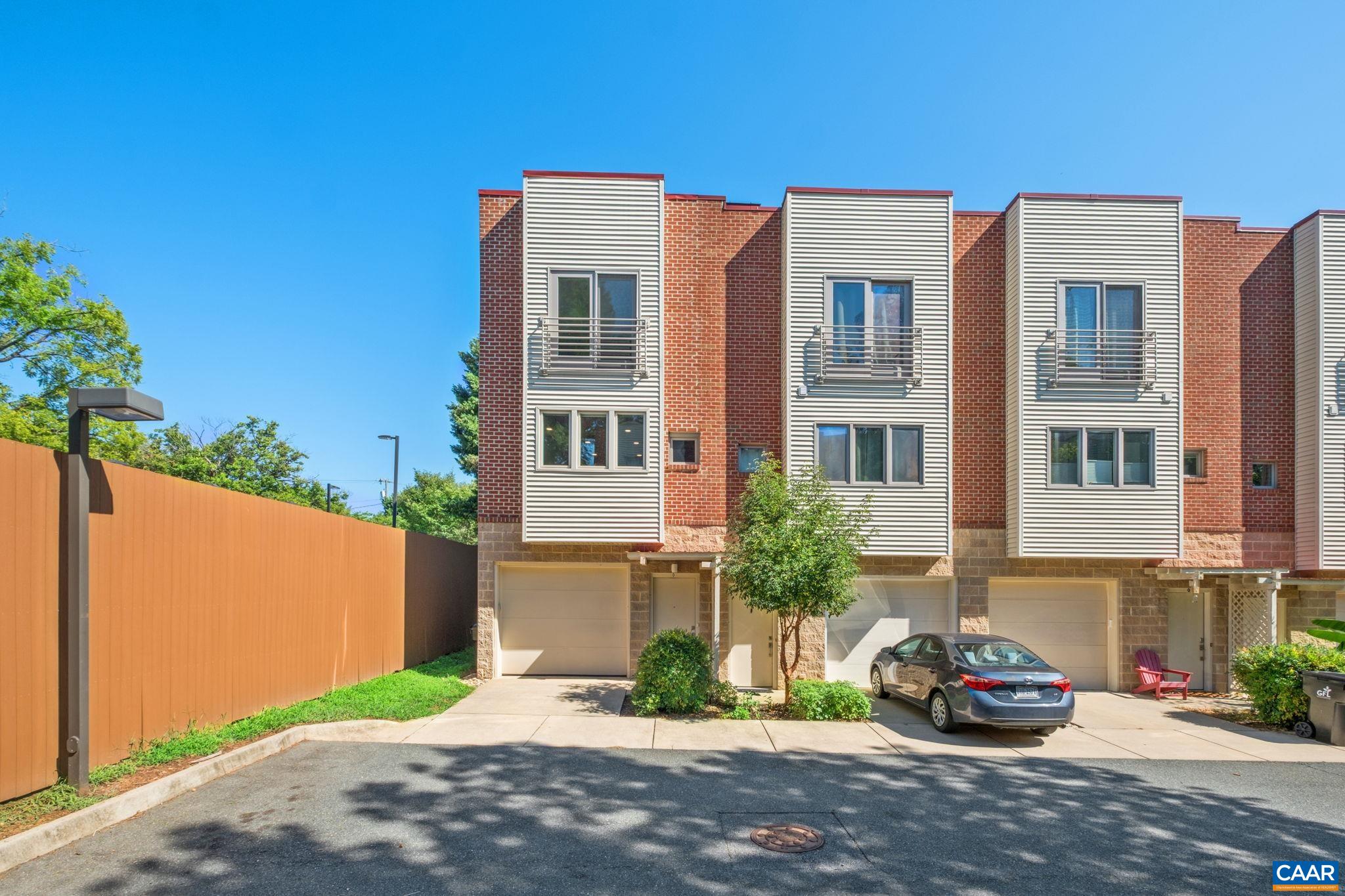 1013 Linden Ave O — photo