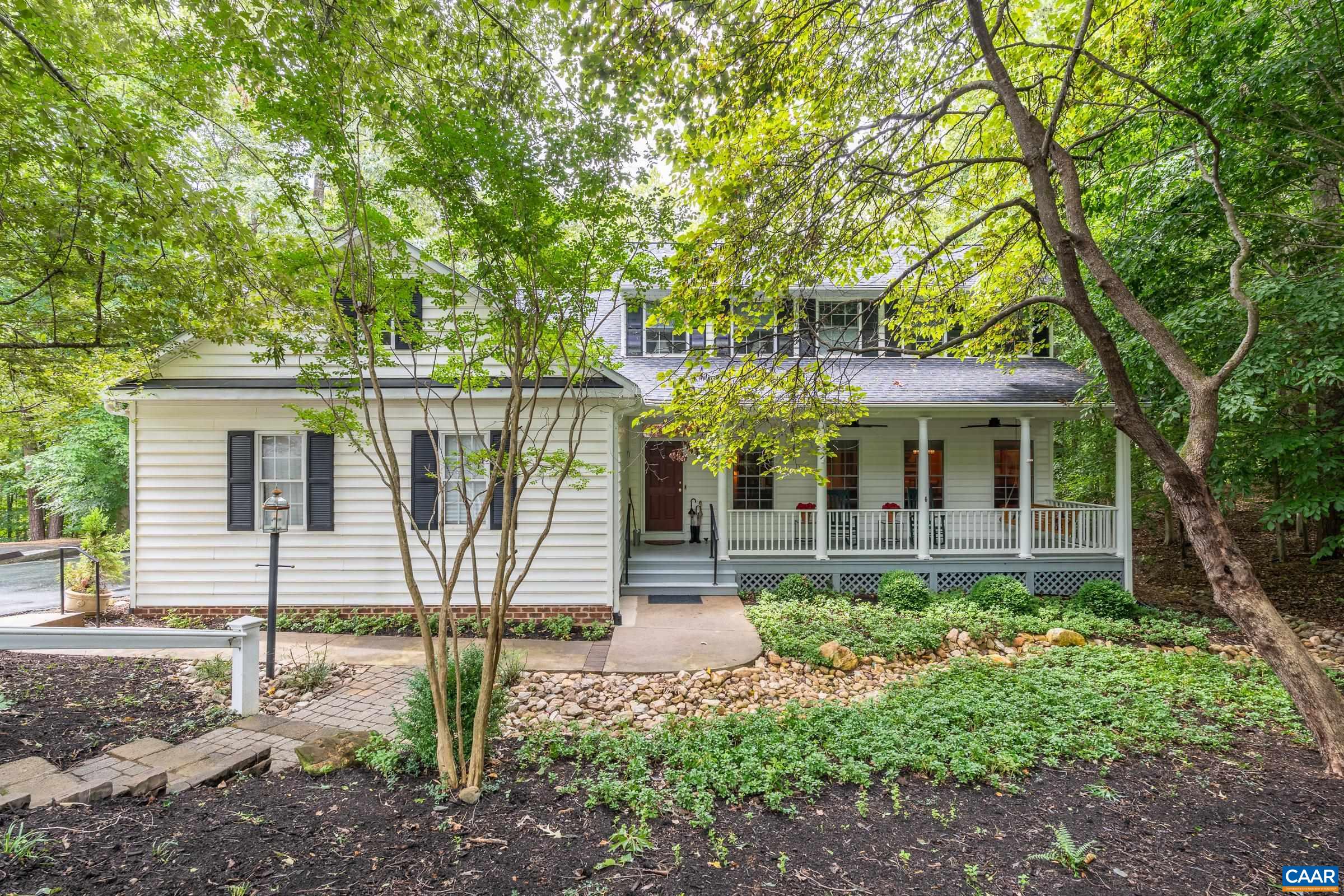 1085 Blackburn Bluff — photo