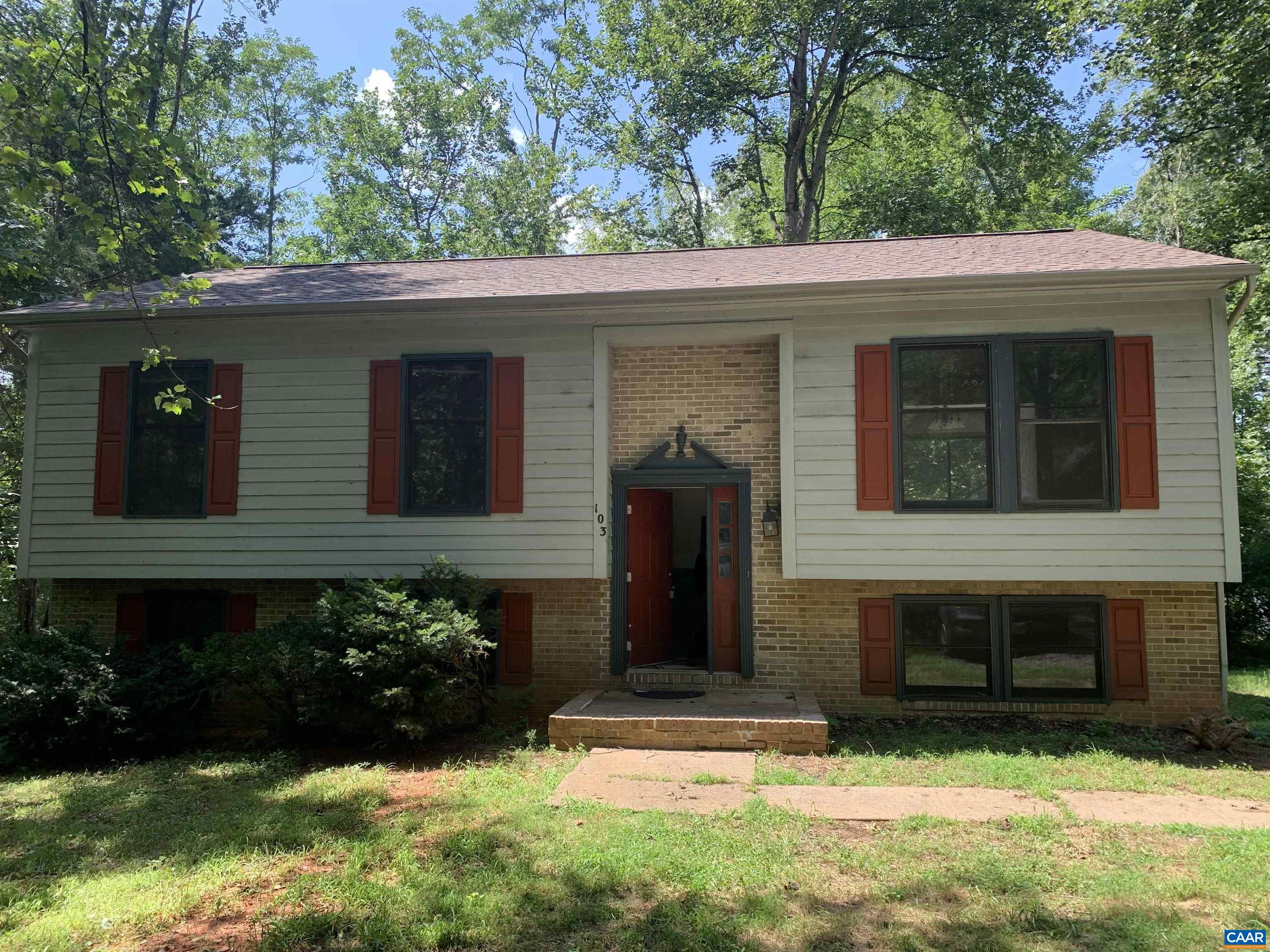 103 Cloverhill Ct — photo
