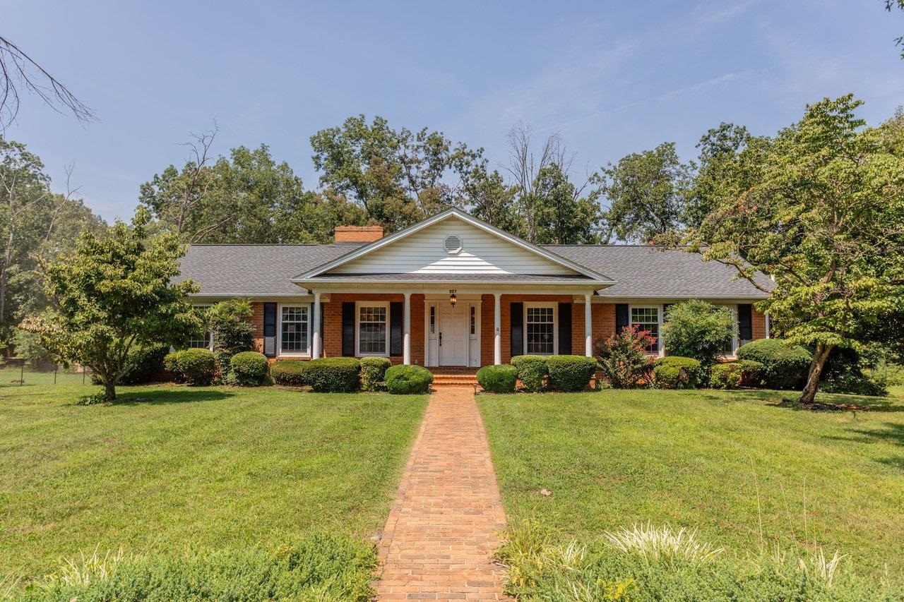 207 Circle View Rd — photo