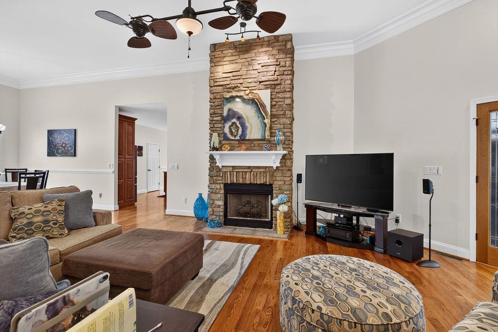 19 Ashlar Ct — photo