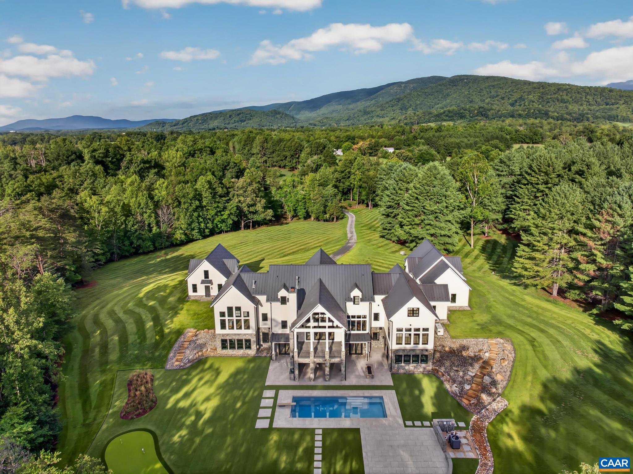 2455 Browns Gap Tpke — photo