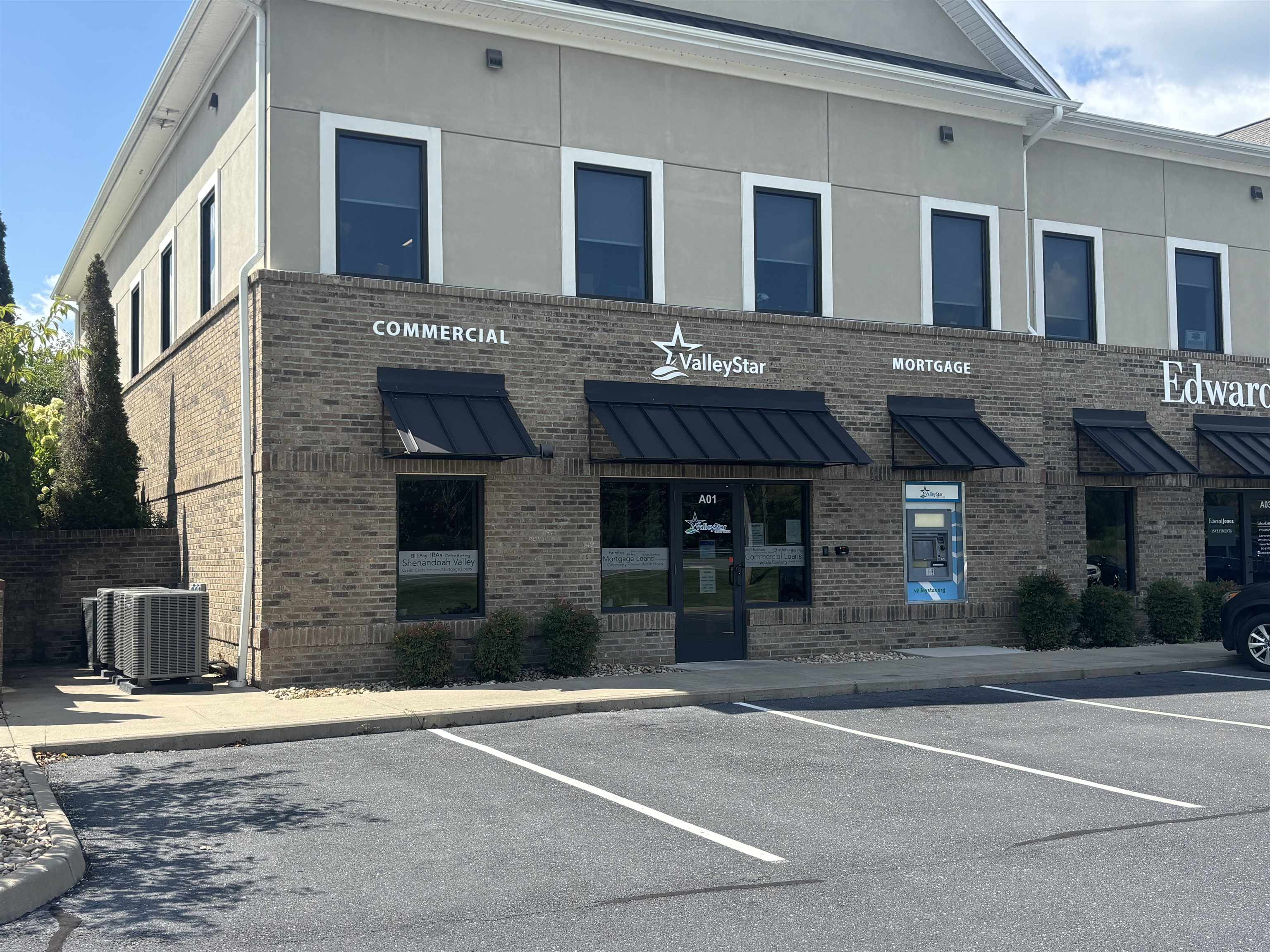 19 Myers Corner Dr a01 — photo