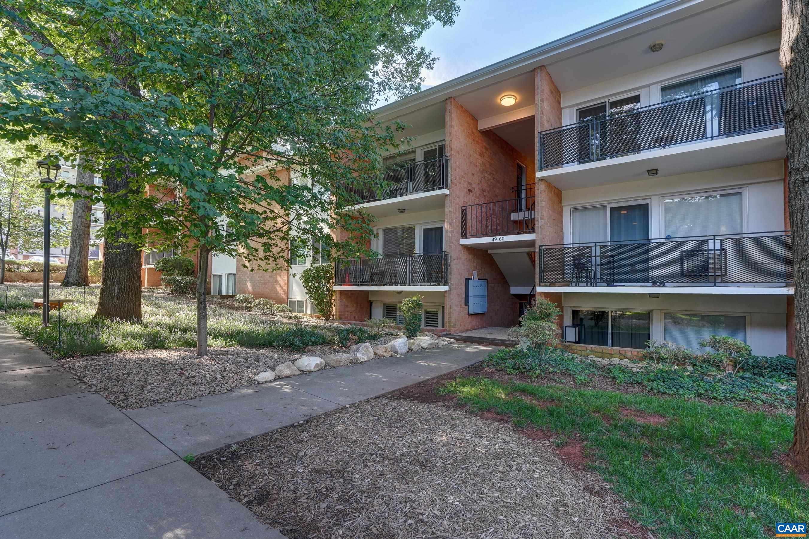 1800 Jefferson Park Ave 58 — photo