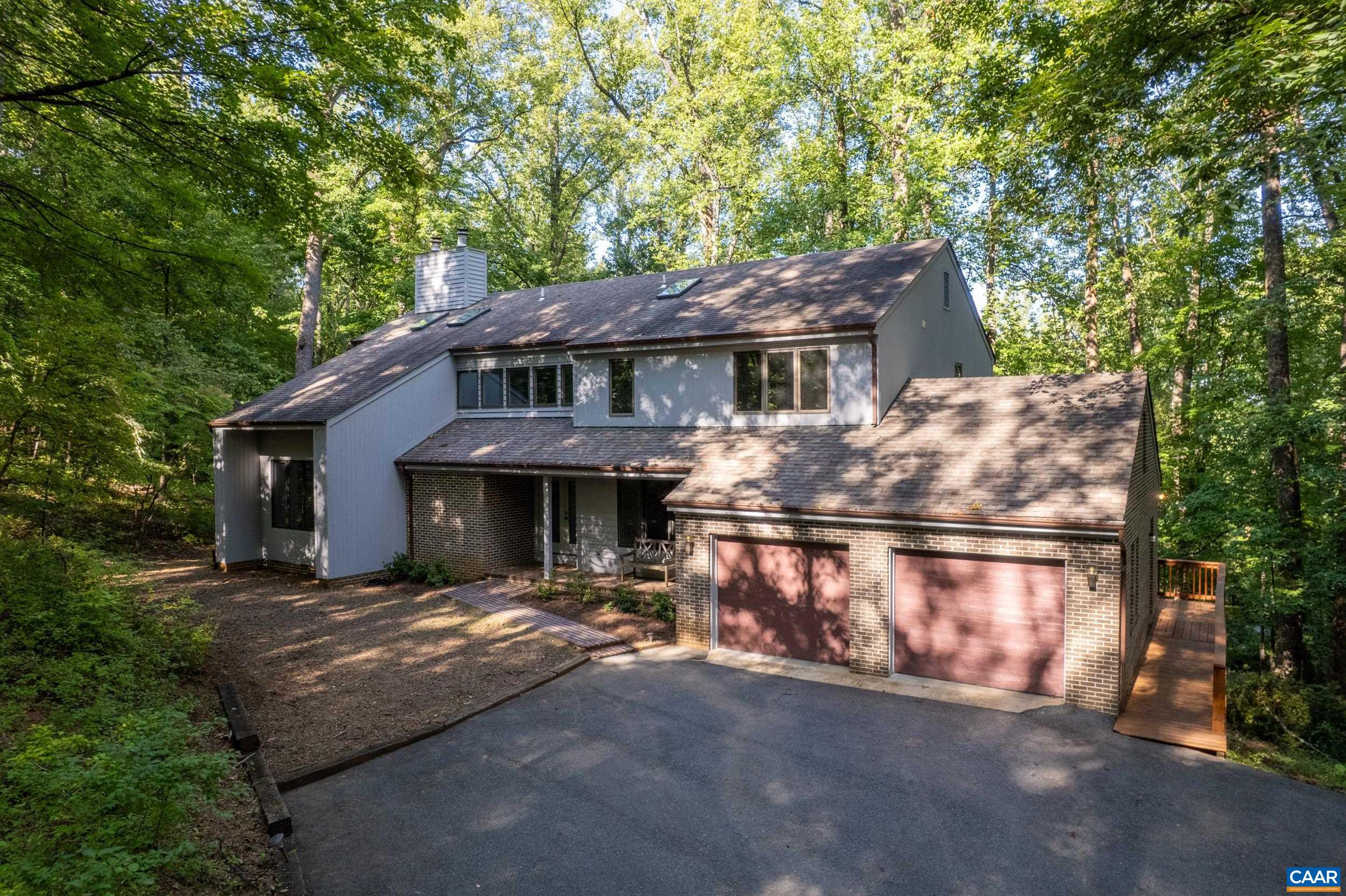 501 Rookwood Pl — photo