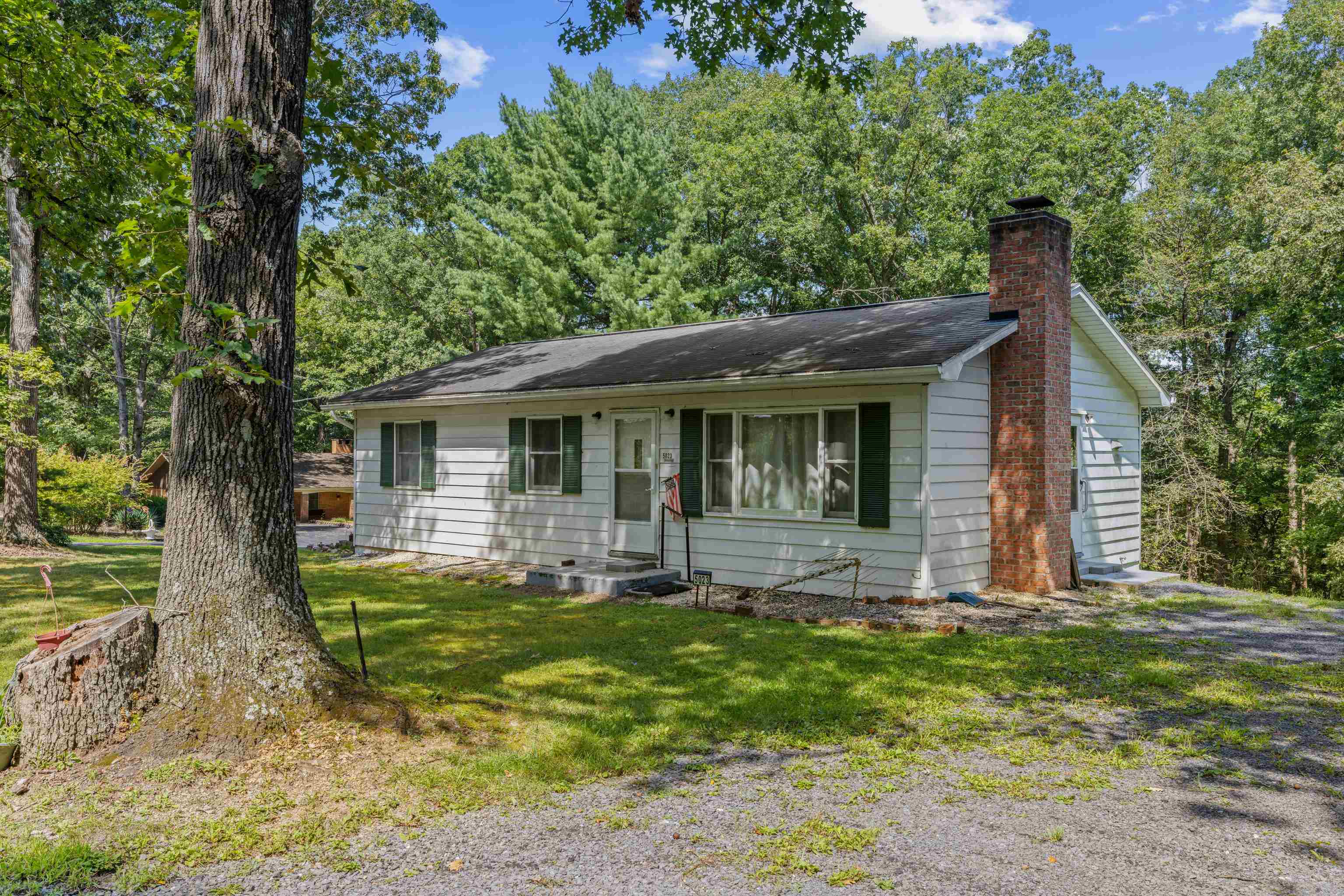 5023 Smith Creek Rd — photo