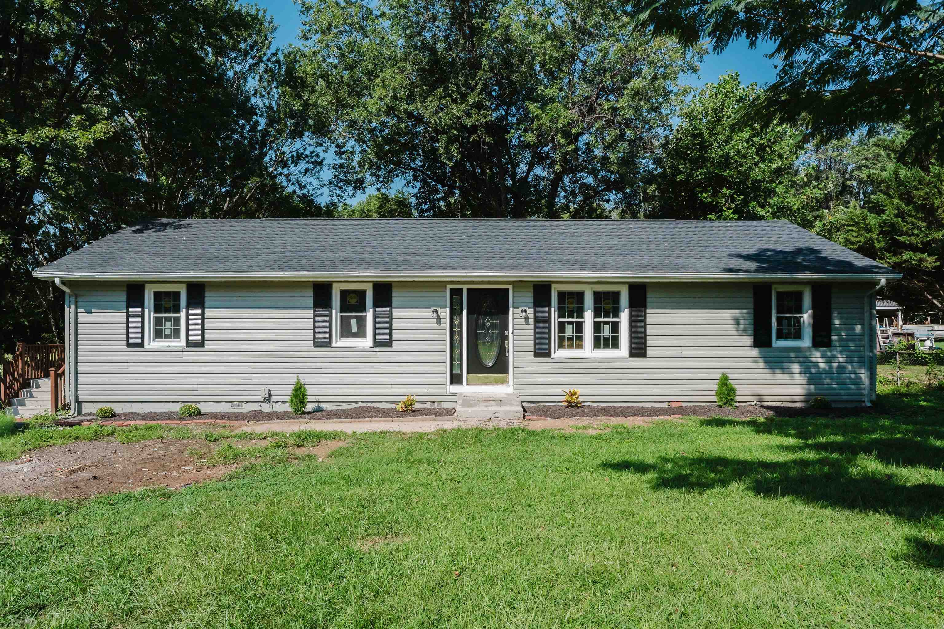 247 Little Church Ln — photo