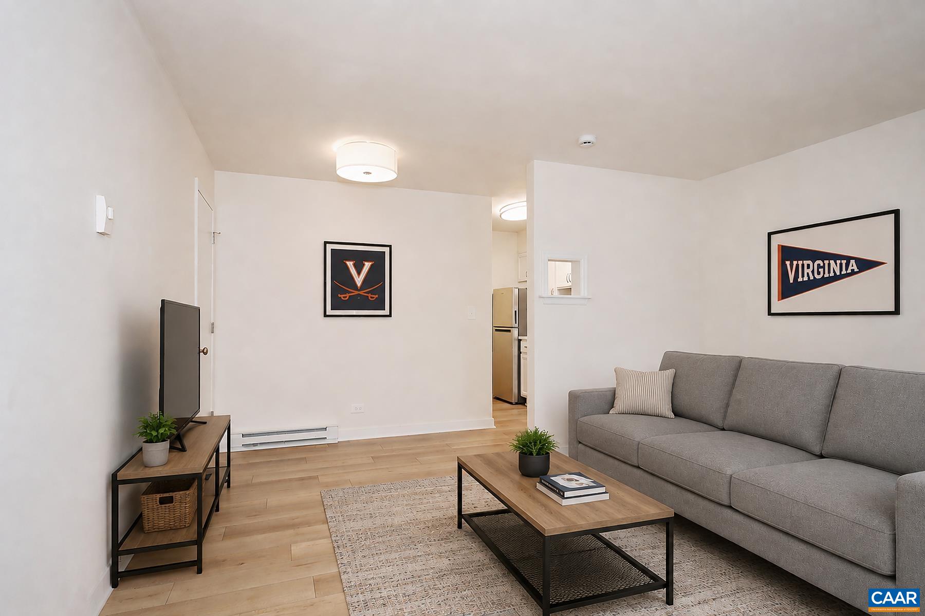 2114 Ivy Rd 10 — photo