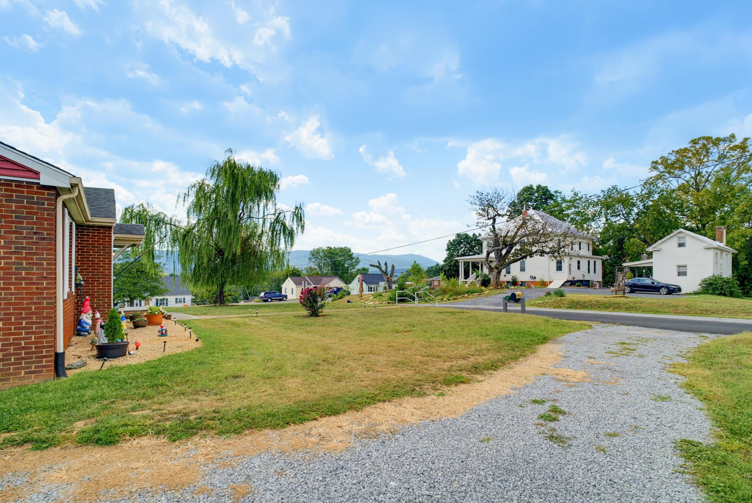 248 Stuart Avenue, Stuarts Draft, VA 24477 — photo 3