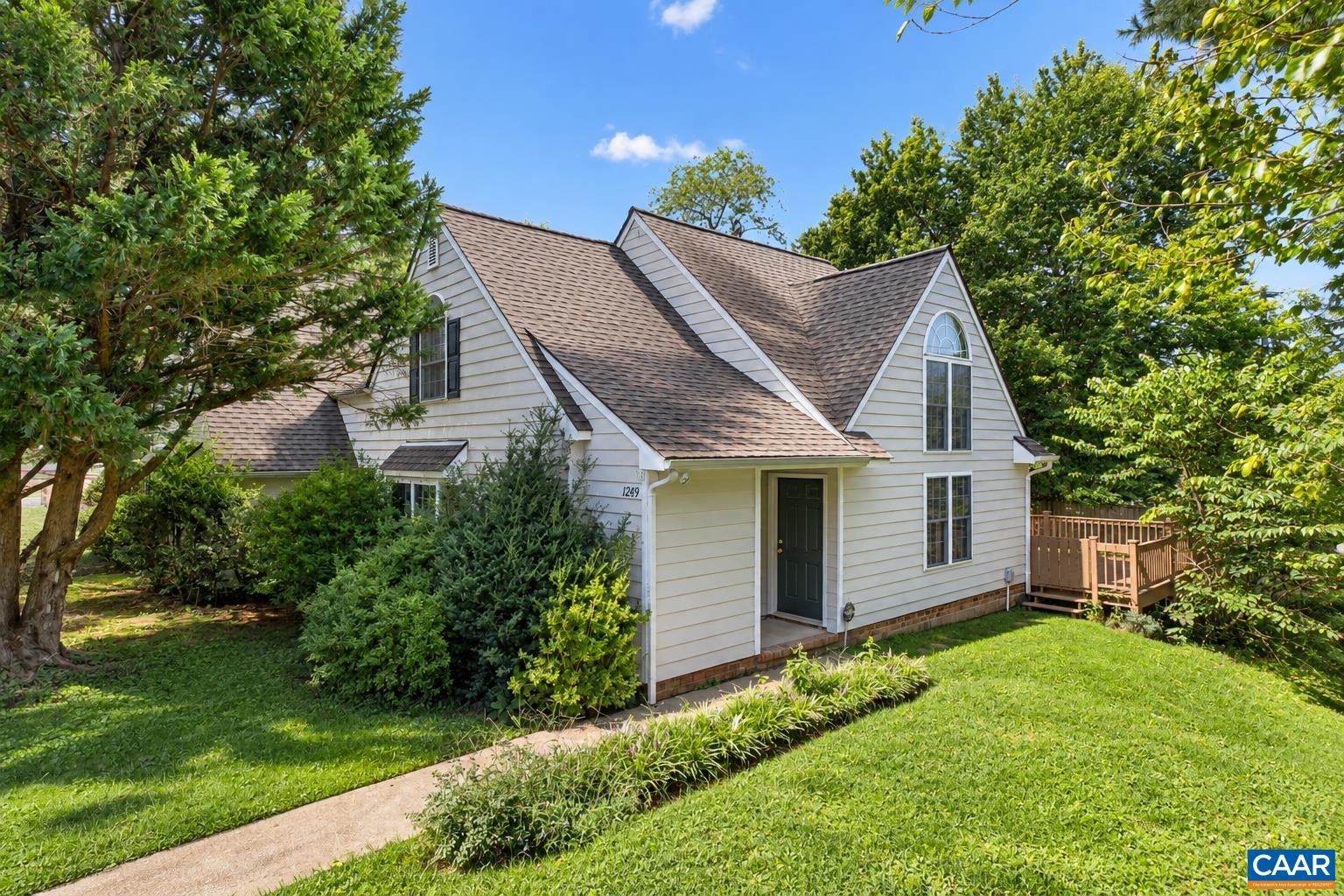 1249 Clover Ridge Pl — photo