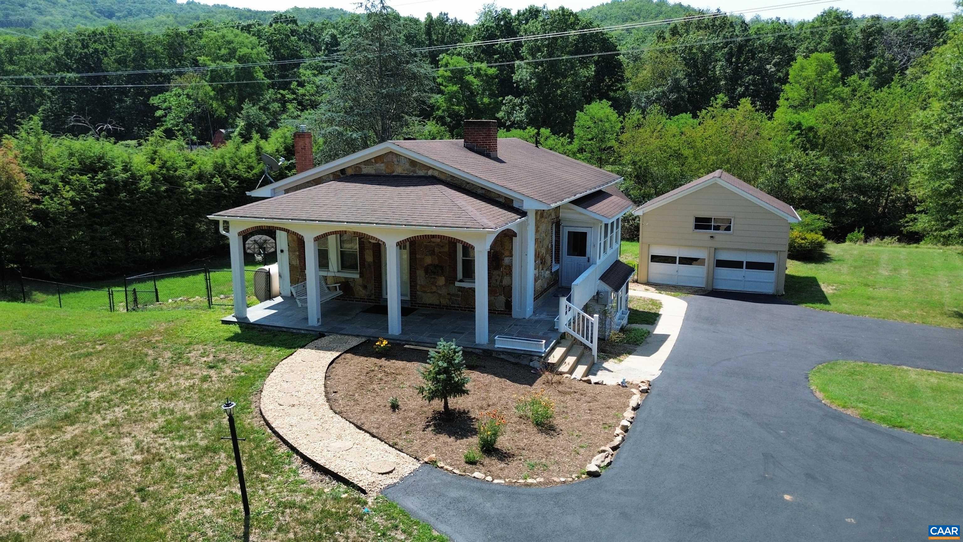 1858 Calf Mountain Rd — photo