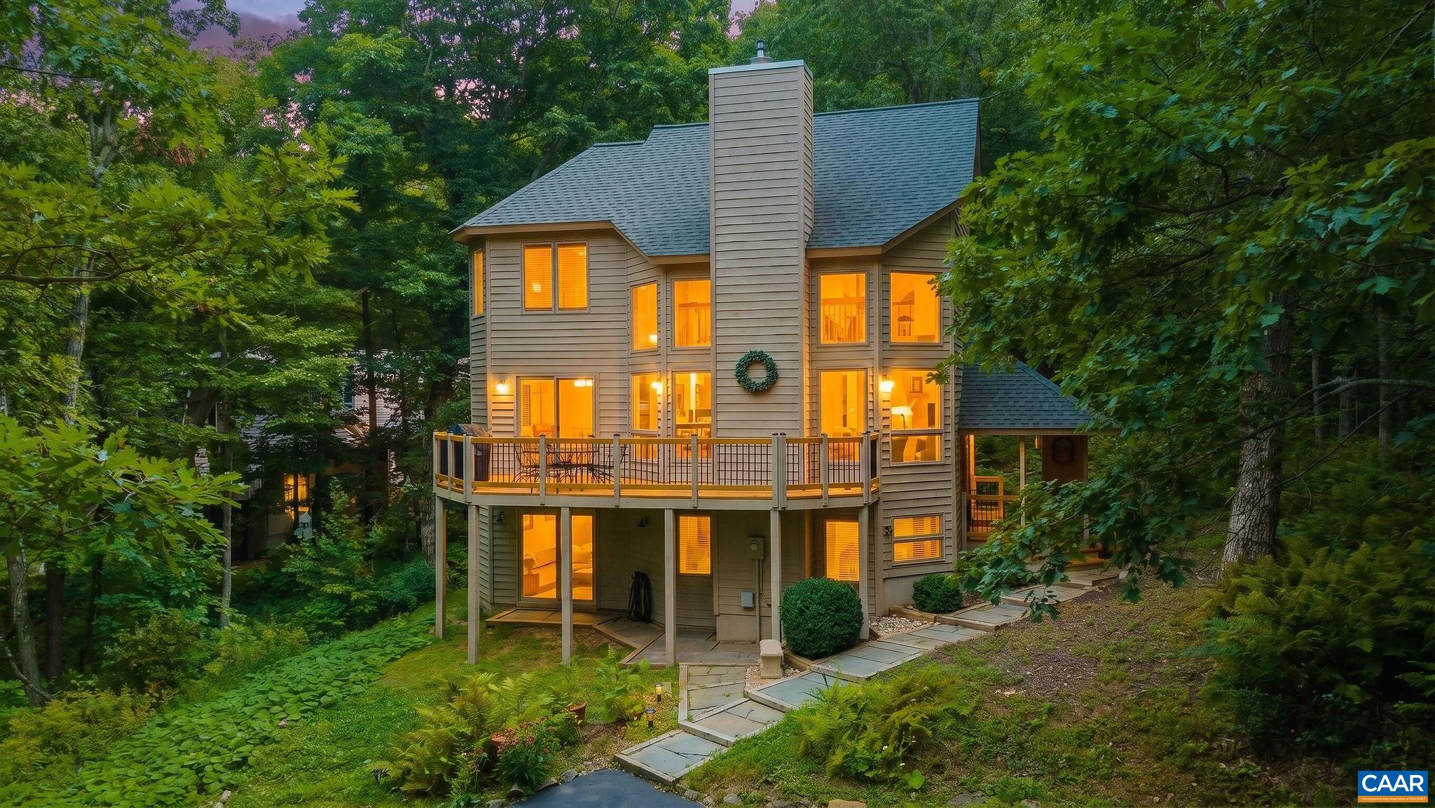 72 N Forest Dr — photo