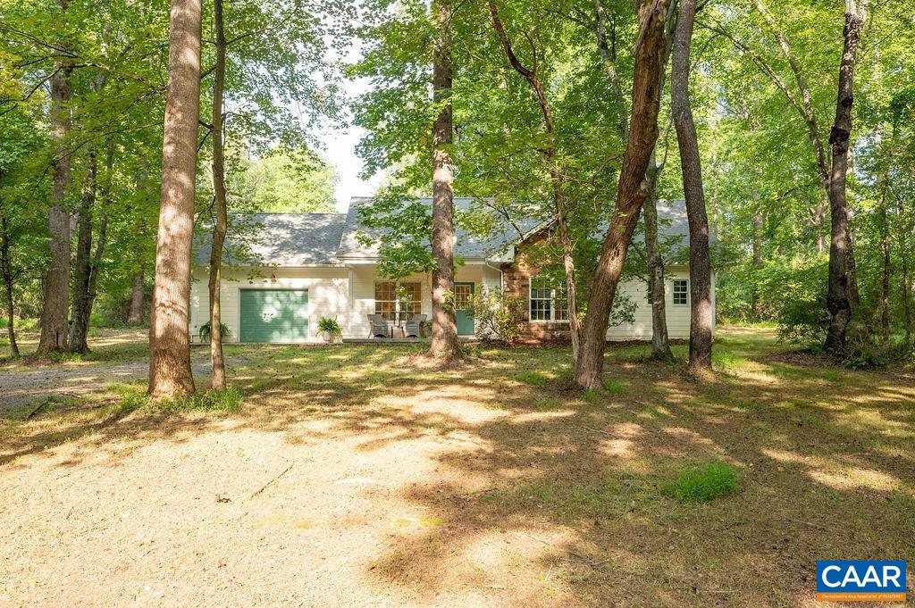 180 Lynx Farm Ln — photo
