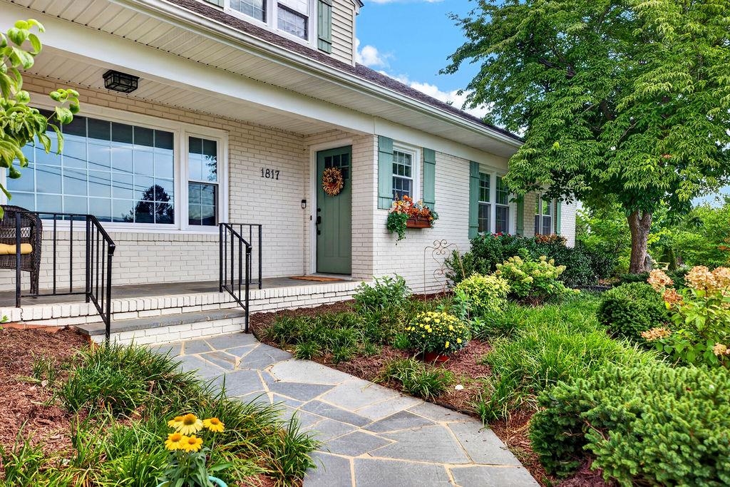 1817 Cherokee Road, Waynesboro, VA 22980 — photo 2
