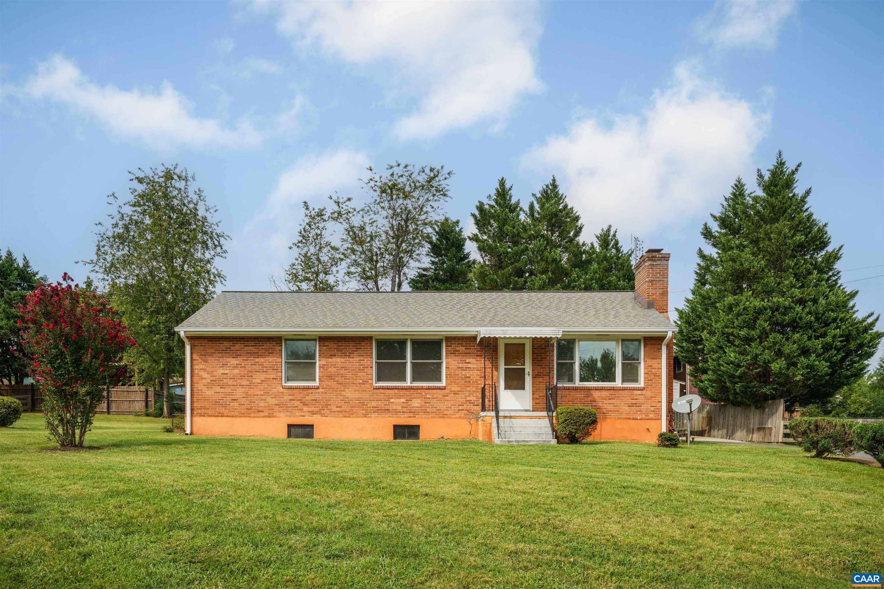 5669 Wayland Dr — photo