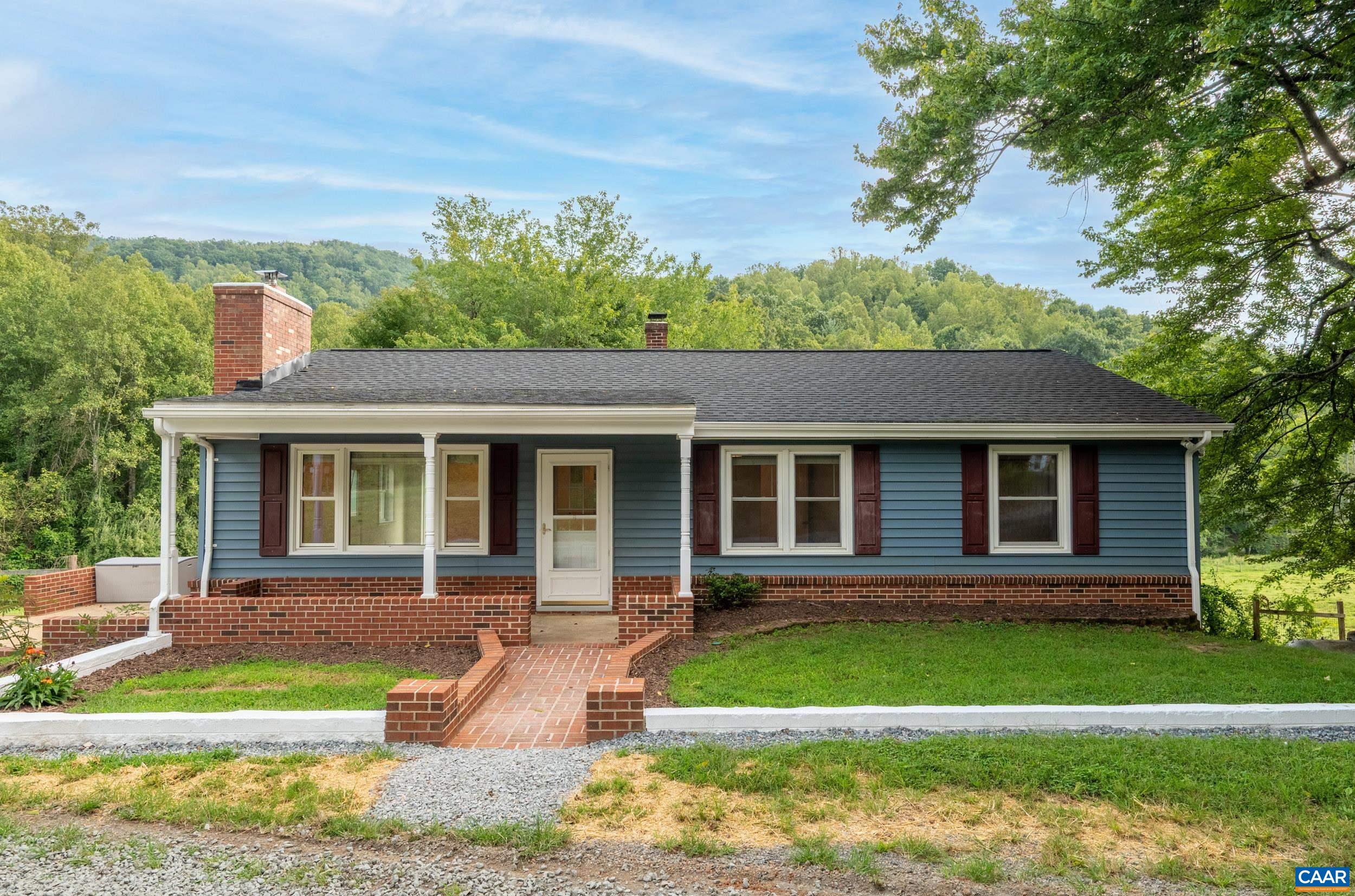2261 Locust Hollow Rd — photo