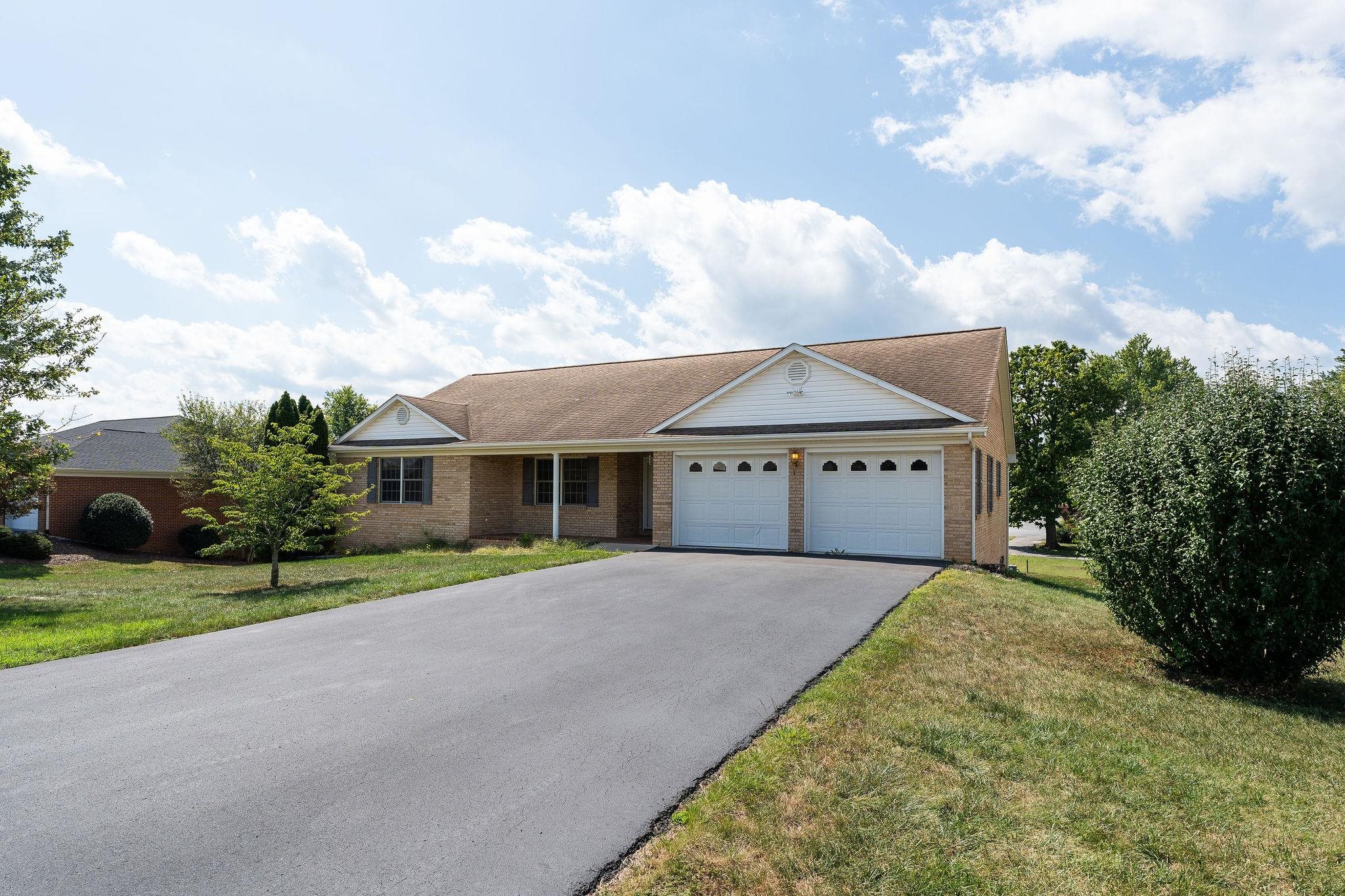 97 Gloucester Road, Stuarts Draft, VA 24477 — photo 2