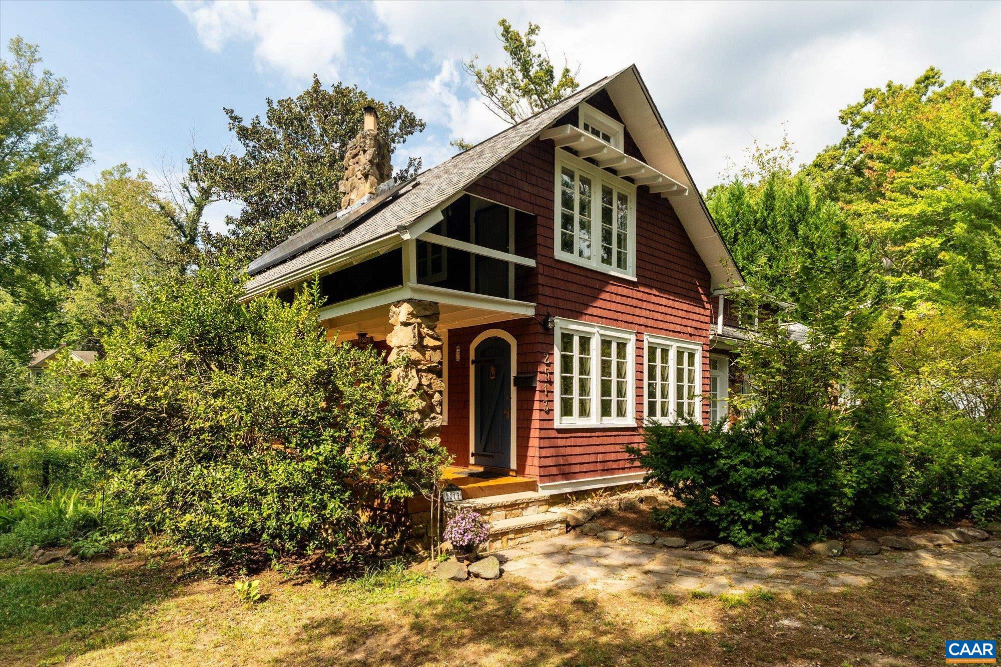 2513 Woodland Dr — photo