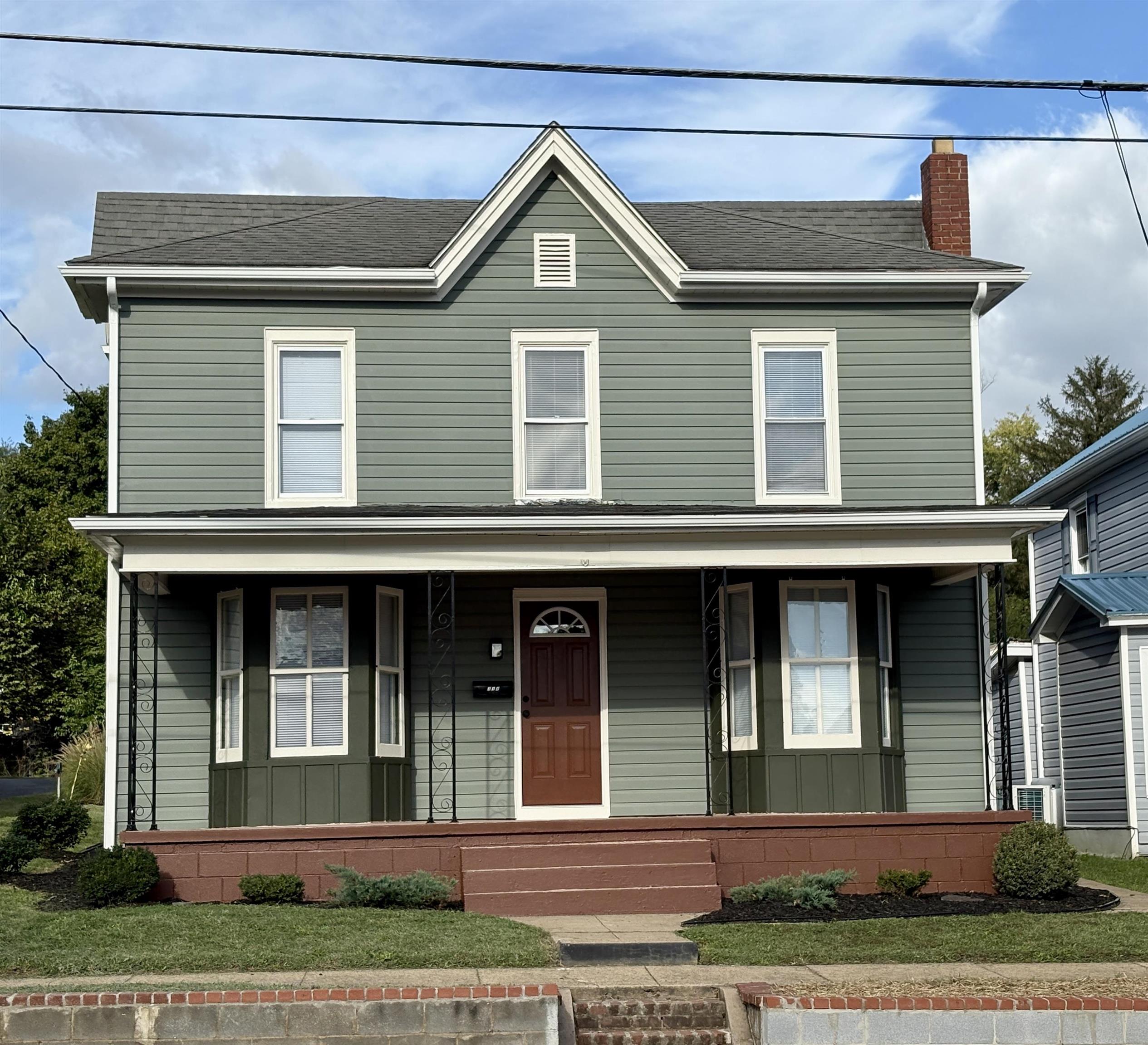 314 Third St — photo
