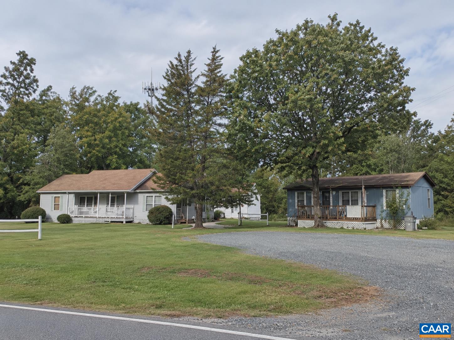 929 Lake Monticello Rd — photo
