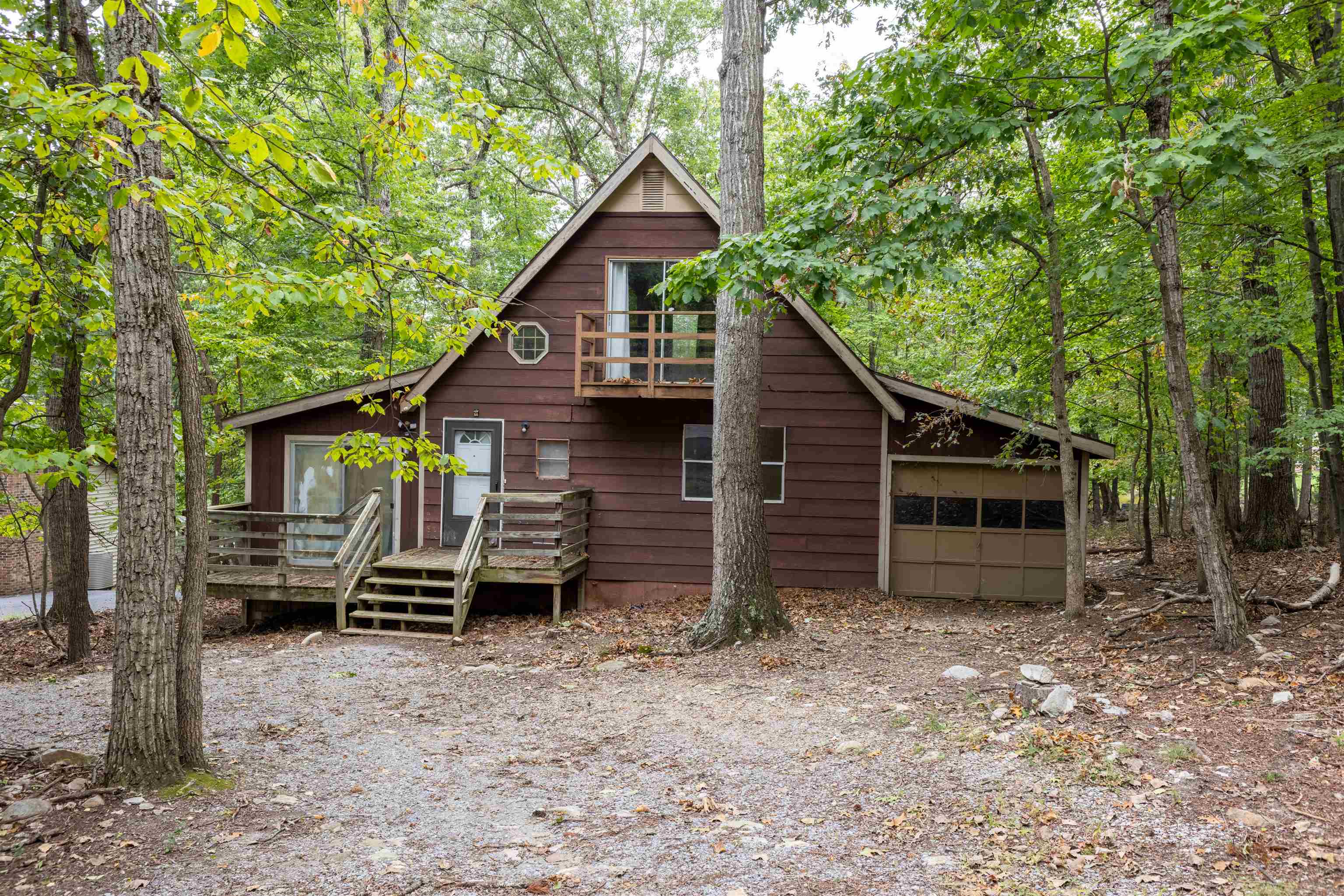 139 Inglewood Ct — photo