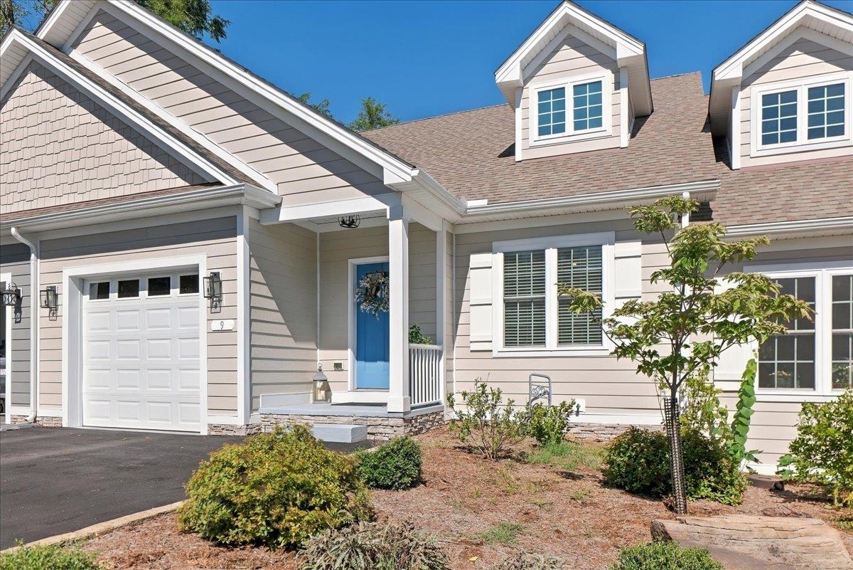 123 Overlook 9 — photo