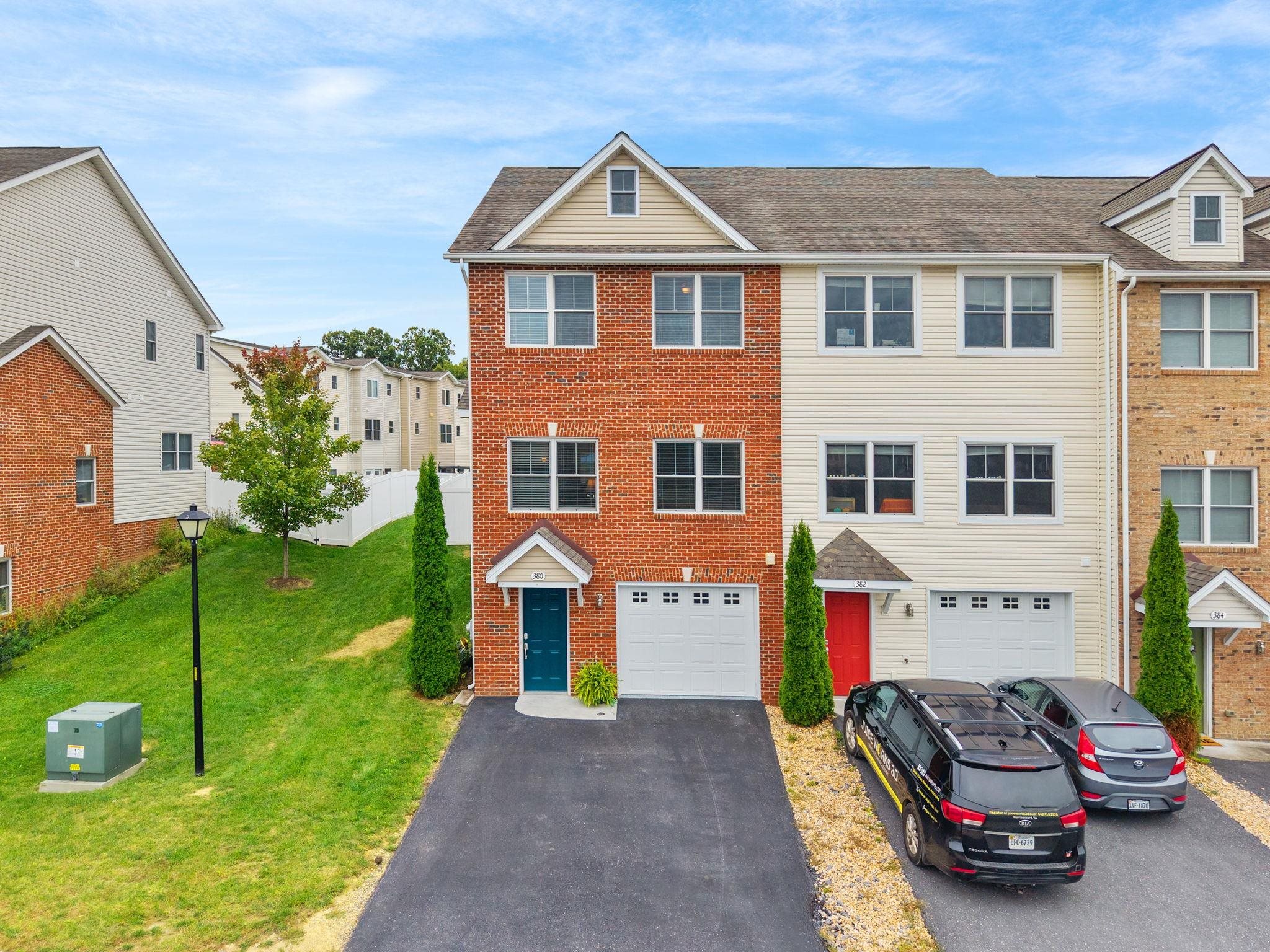 380 Tanzanite Dr — photo