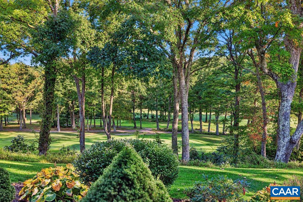 2064 Stone Ridge Condos — photo