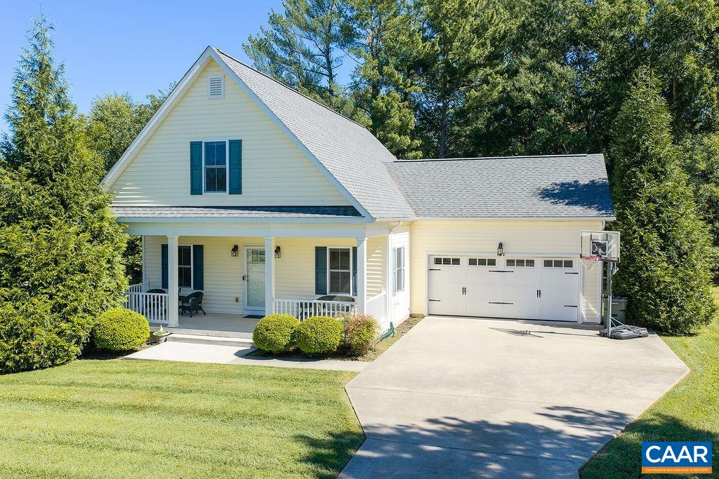 632 Coniston Manor Dr — photo