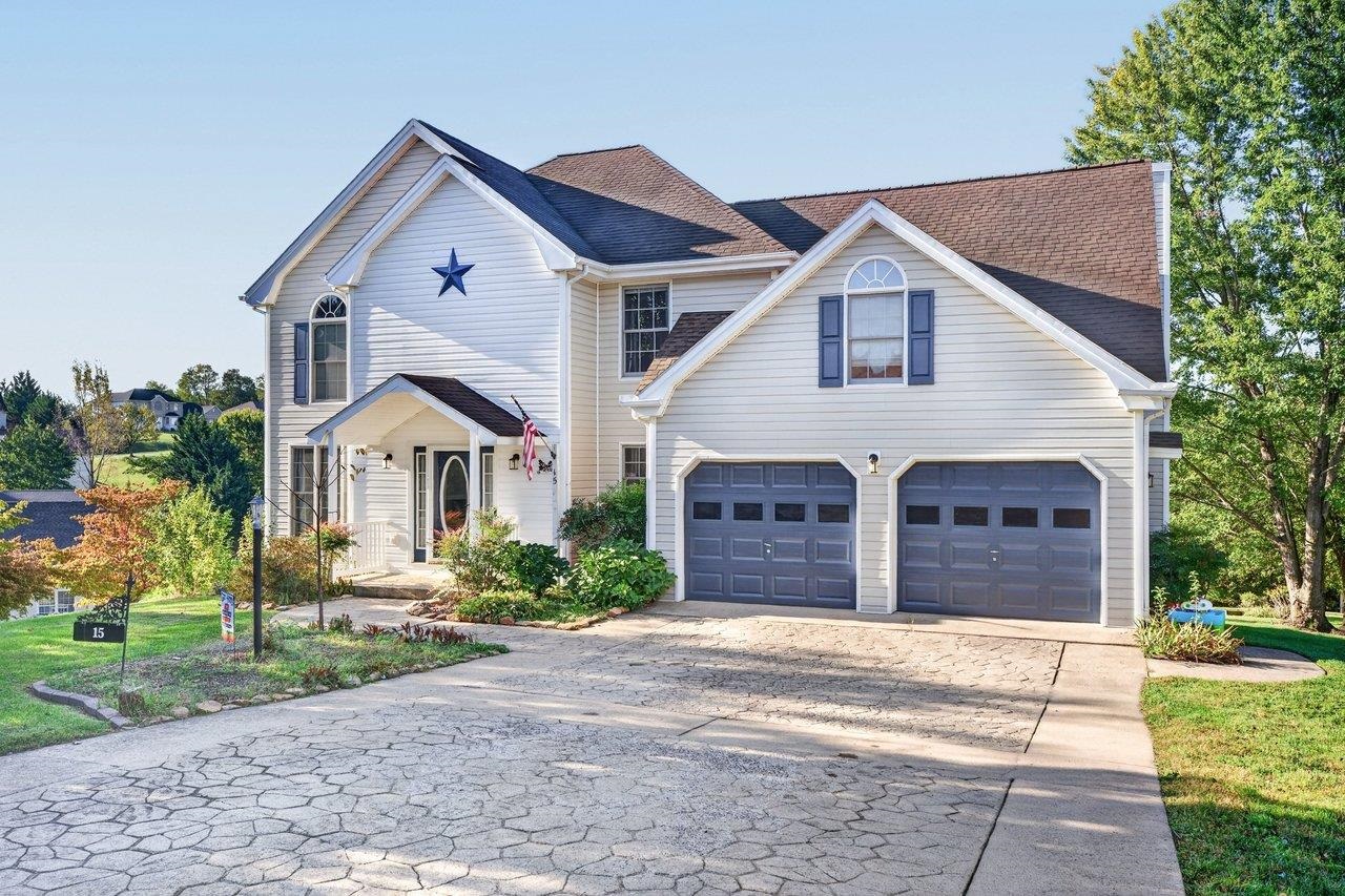 15 Marie Ct — photo