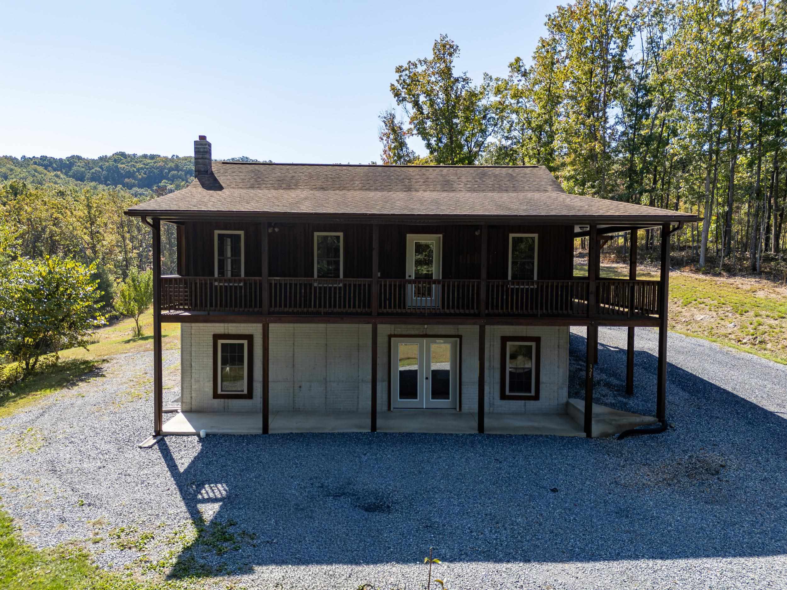 325 Old Wagon Rd — photo