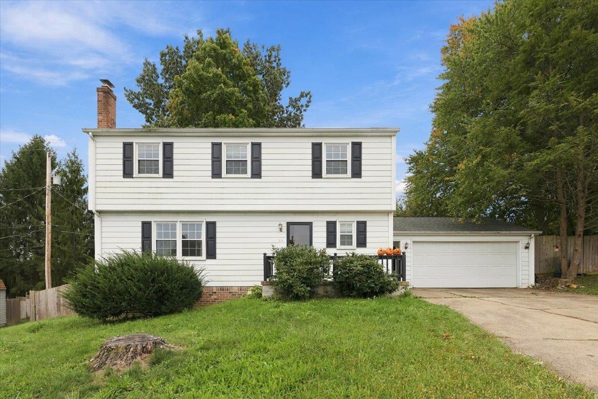 166 Westhampton Ct — photo