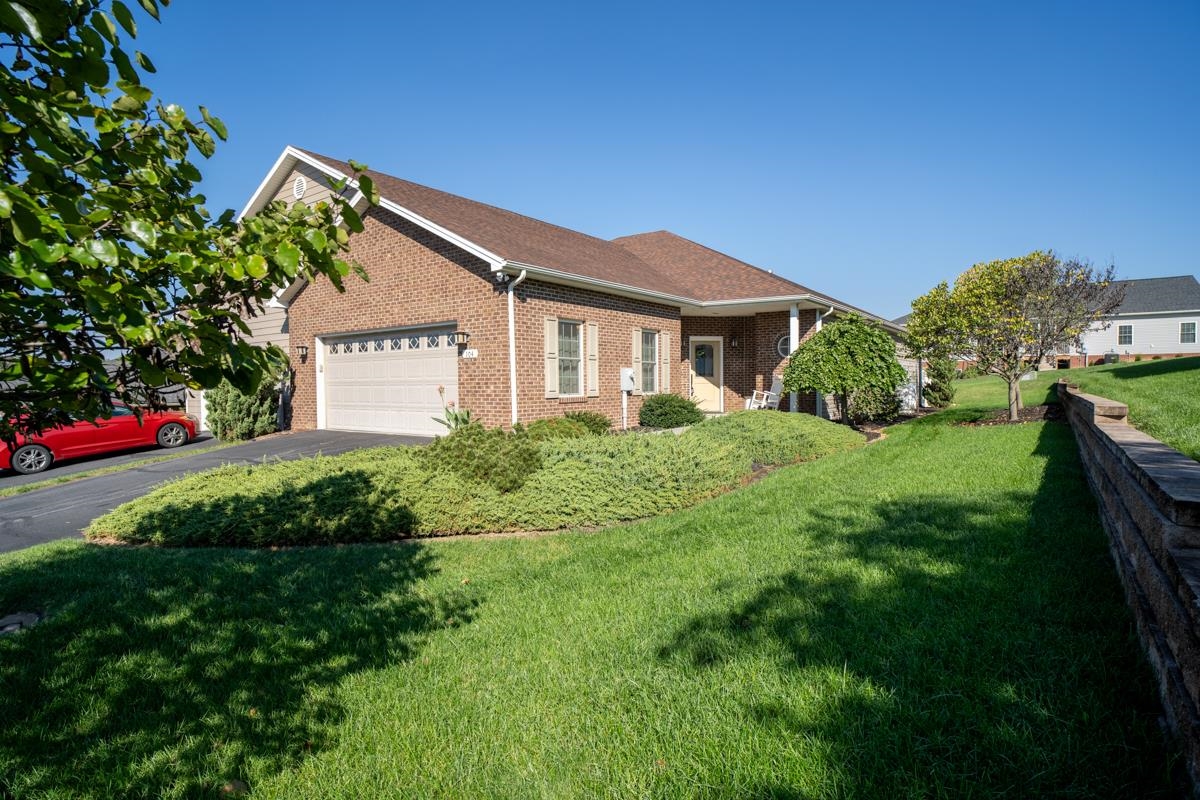 104 Hollen Mill Ct — photo