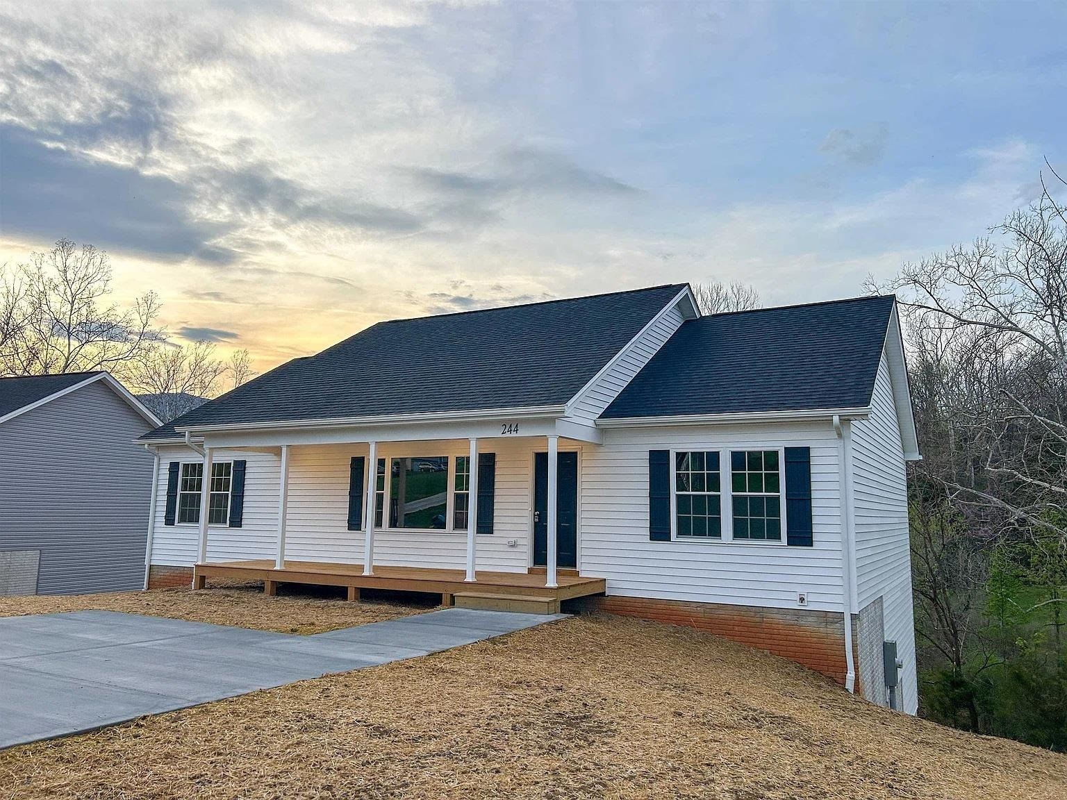 47 Locustdale Loop — photo