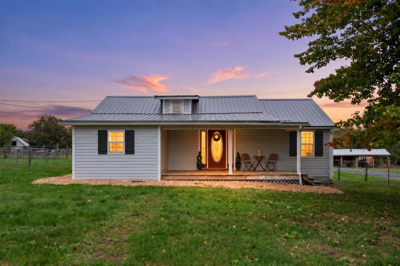 330 Howardsville Tpke — photo