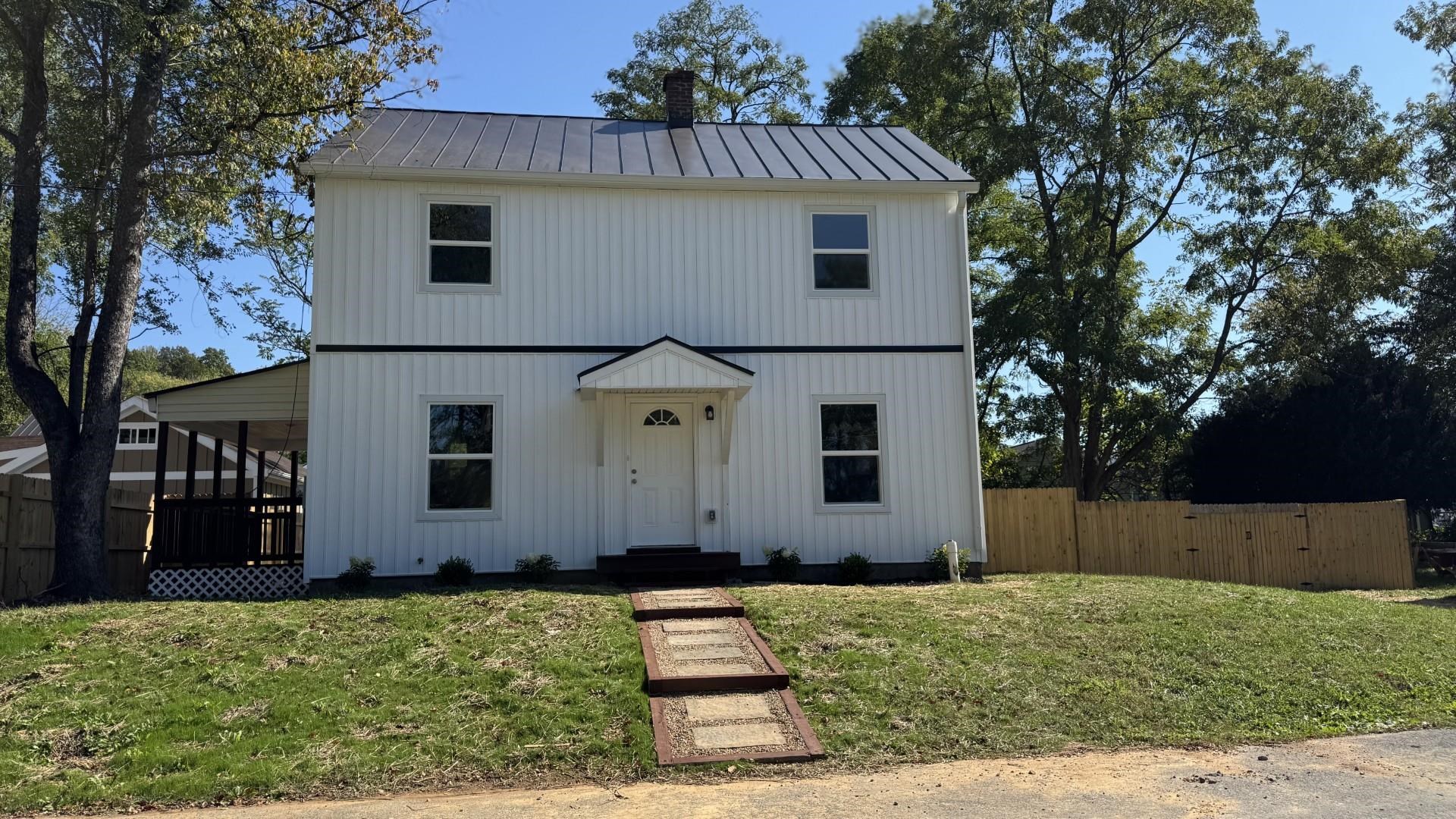 174 N Winchester Ave — photo