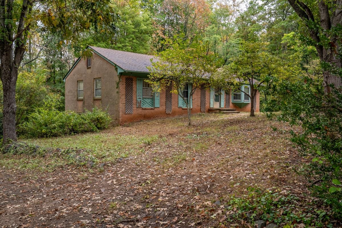 1544 Overlook Dr — photo