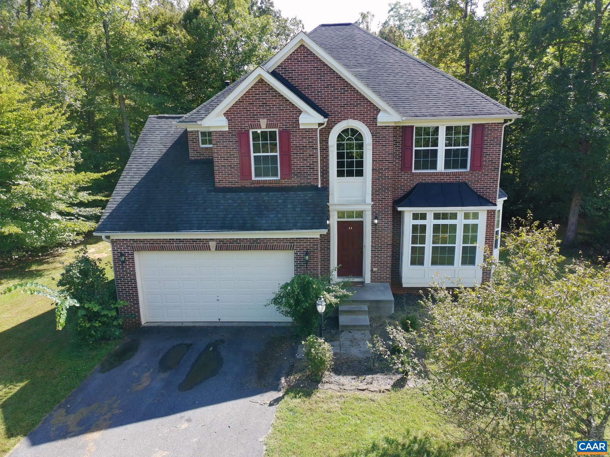 442 Justin Dr — photo