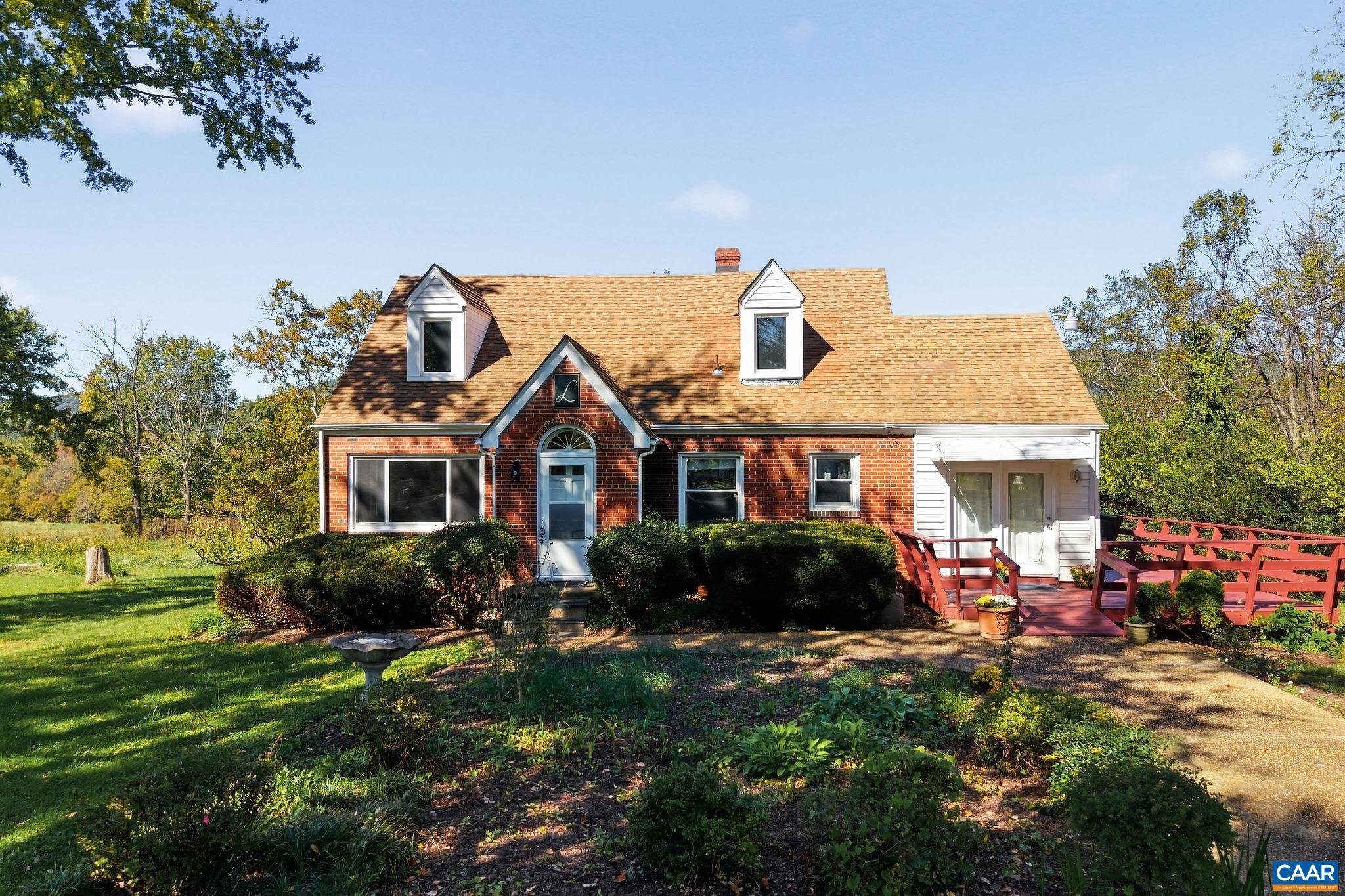 5086 Green Creek Rd — photo