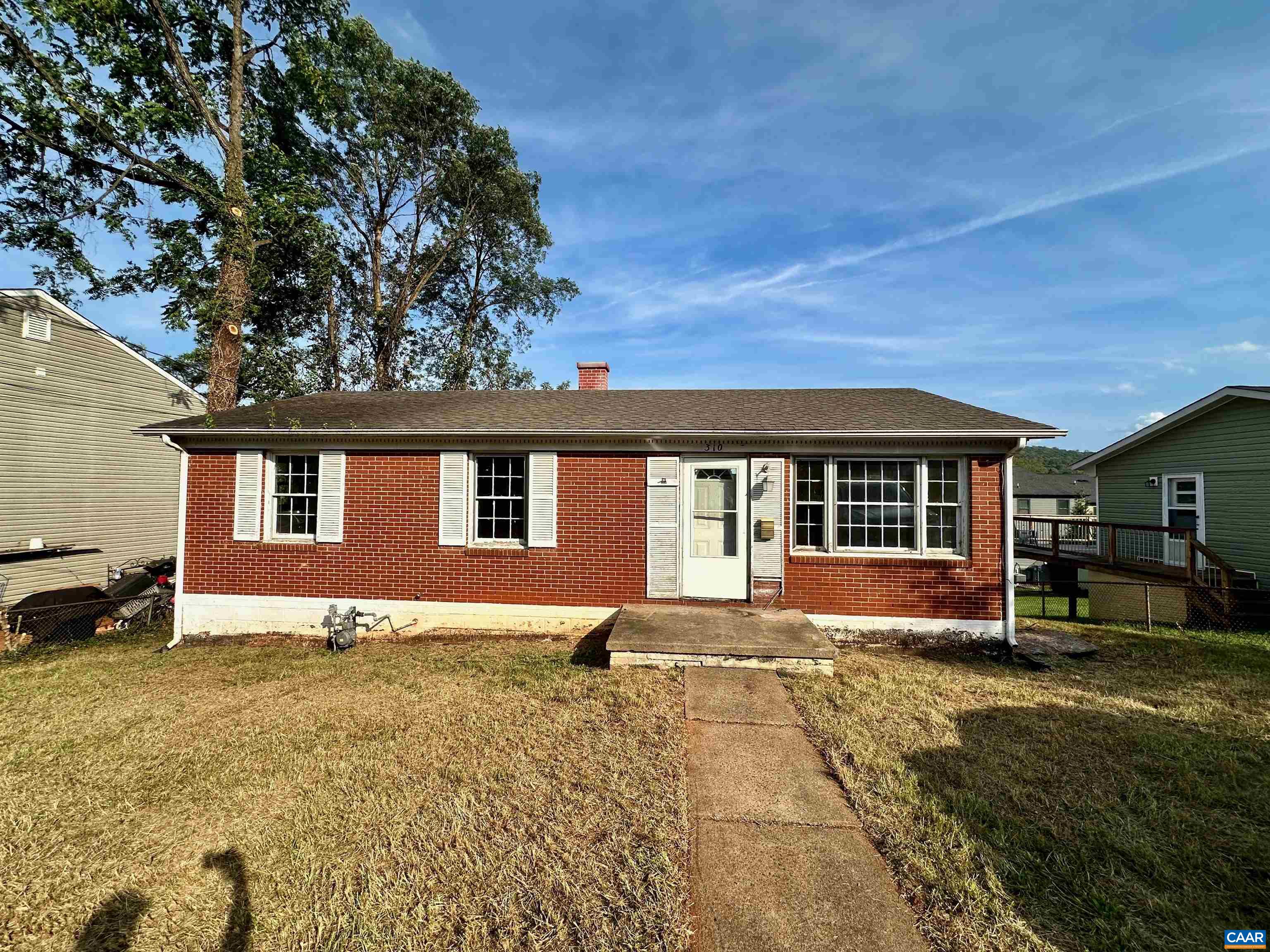 310 Carlton Rd — photo