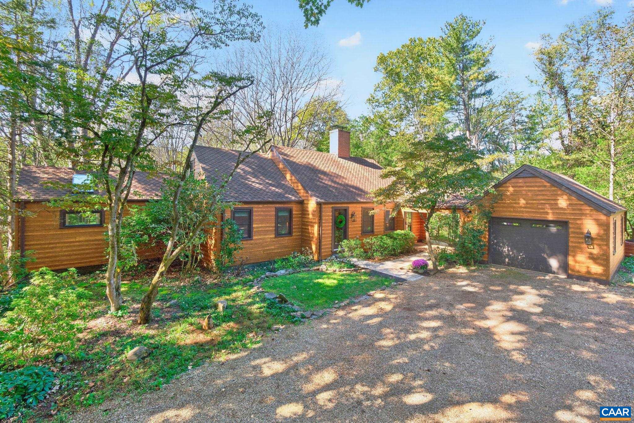 2670 Stowe Ct — photo