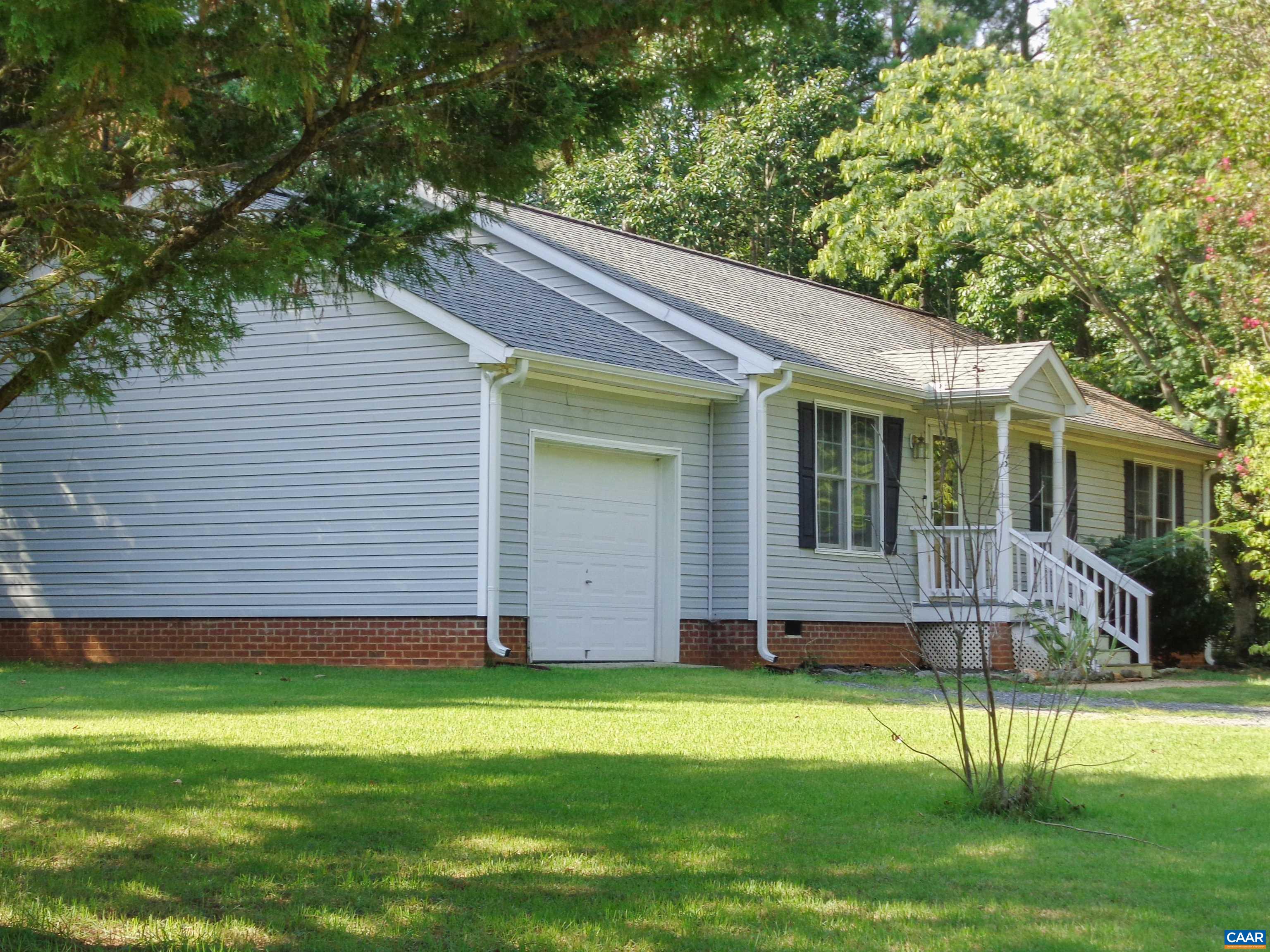 17 Bolling Pl — photo