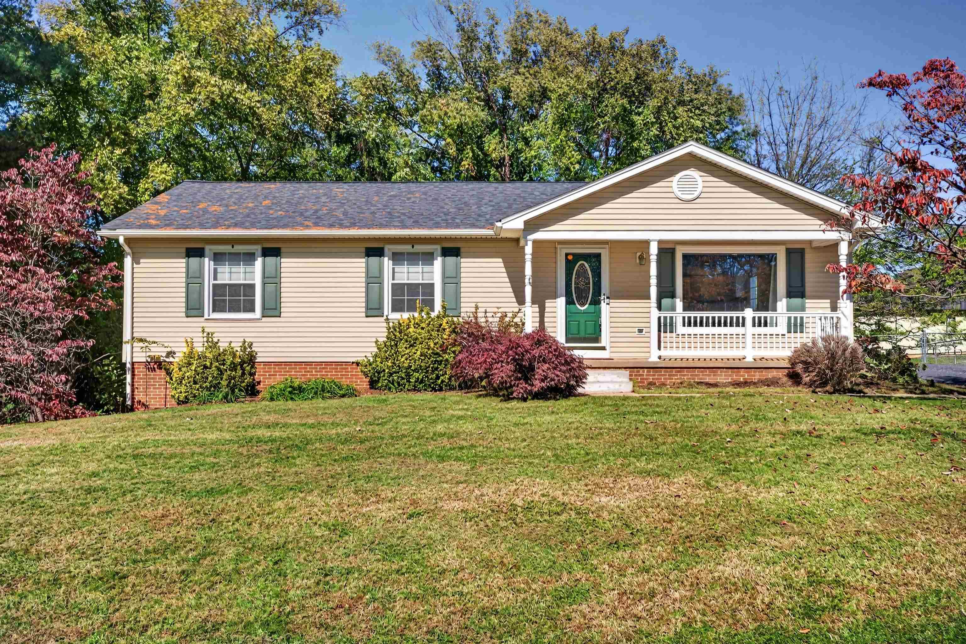 1199 Portland Dr — photo