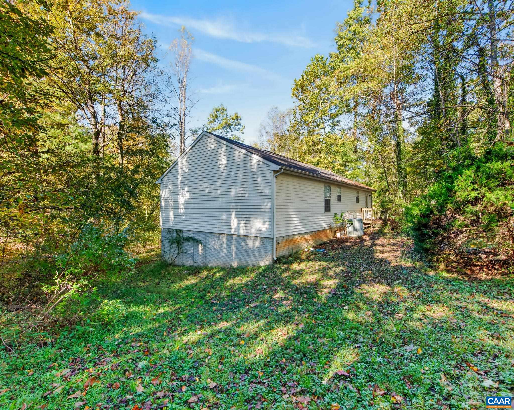320 Jonquil Road, Ruckersville, VA 22968 — photo 2