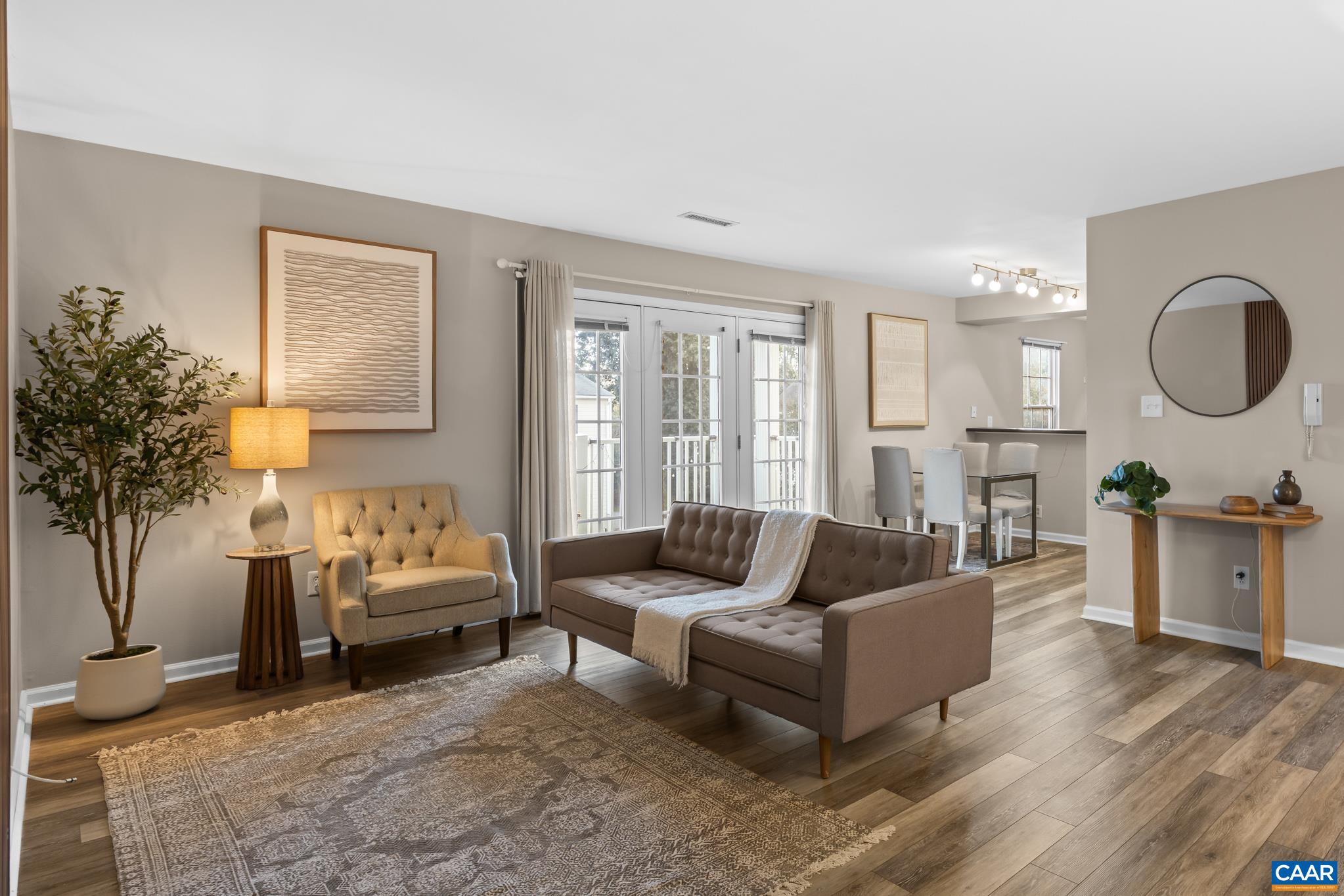 1354 Villa Way Unit D — photo