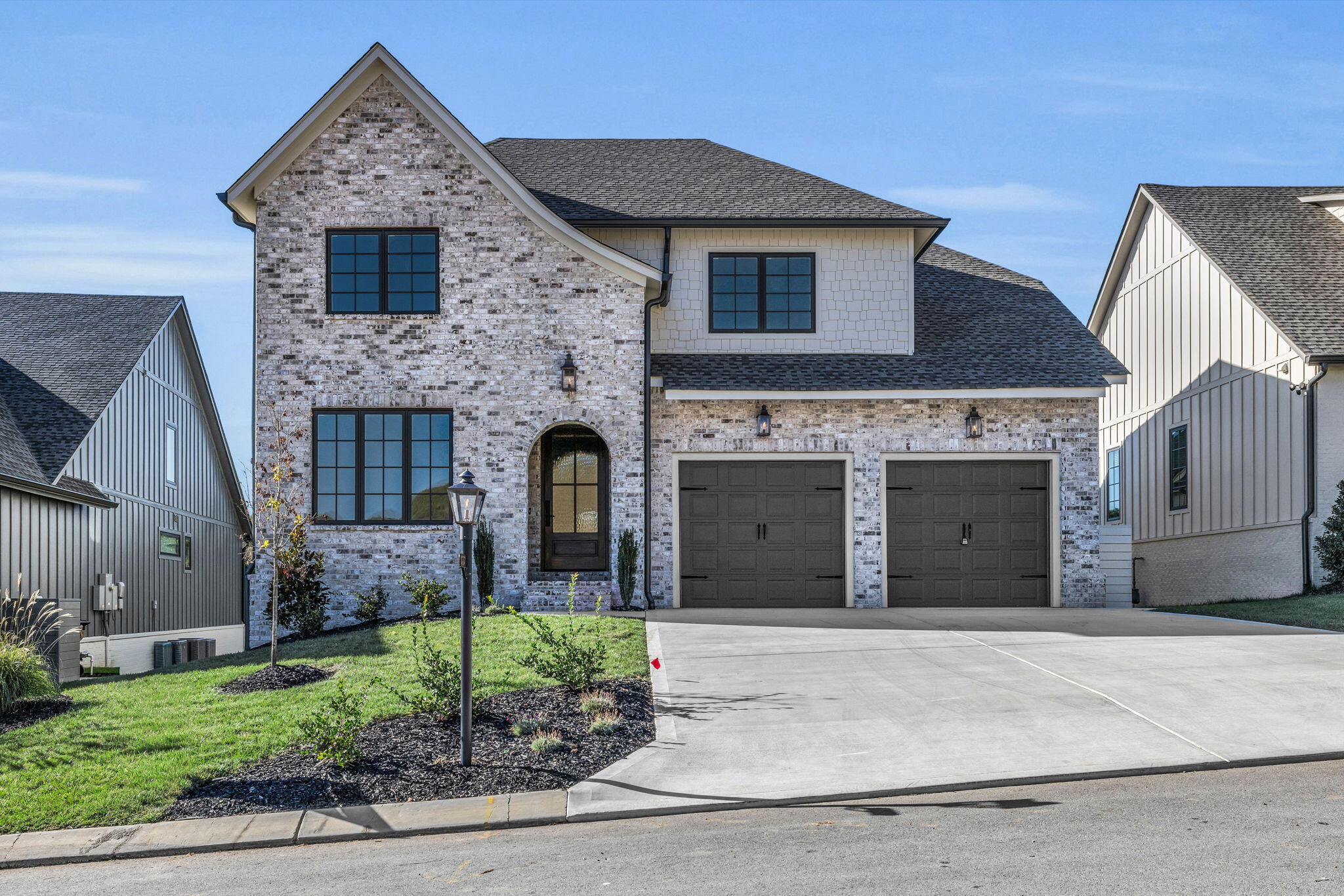 1373 London Woods Way, 18 — photo