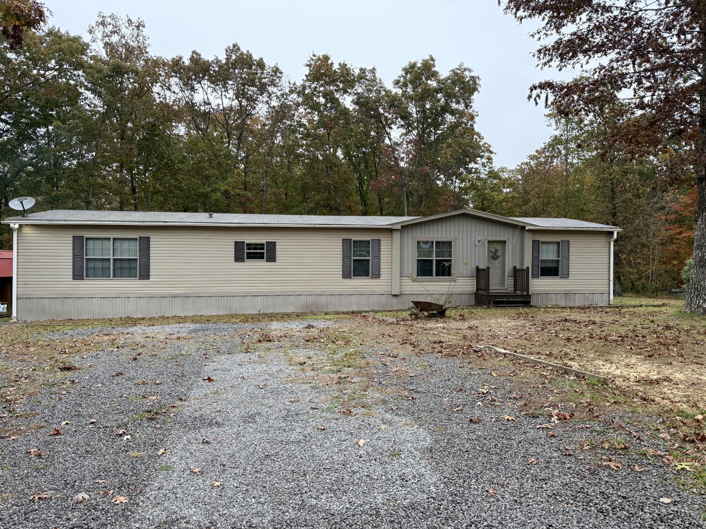218 Black Mountain Road W — photo