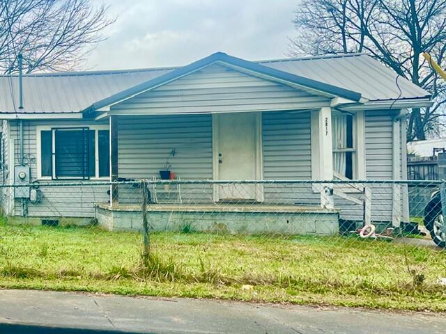 2817 Morgan Avenue — photo