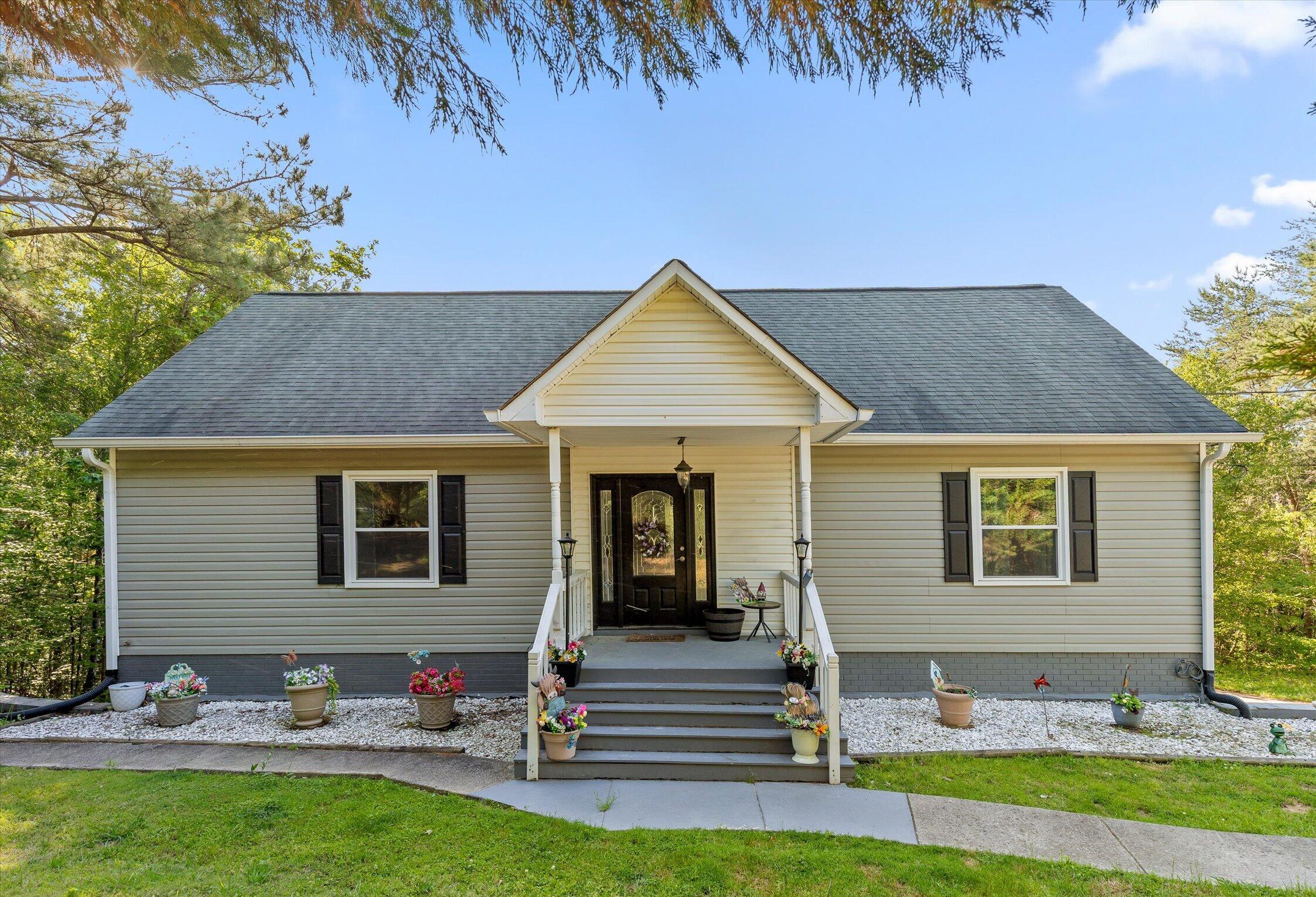 152 Highland Drive — photo